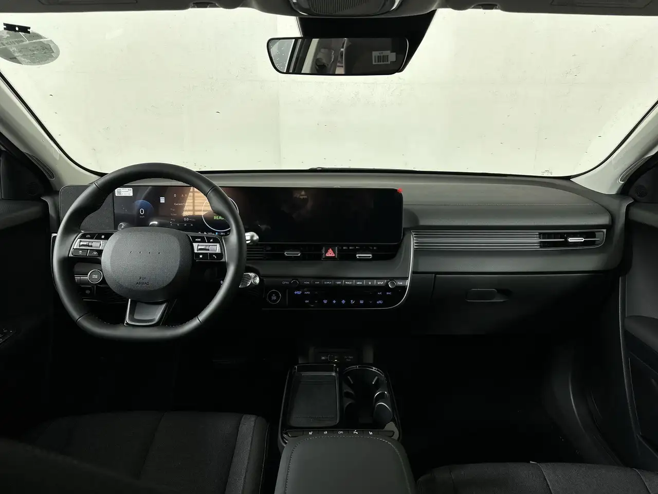 Hyundai IONIQ 5 снимка Hyundai IONIQ 5