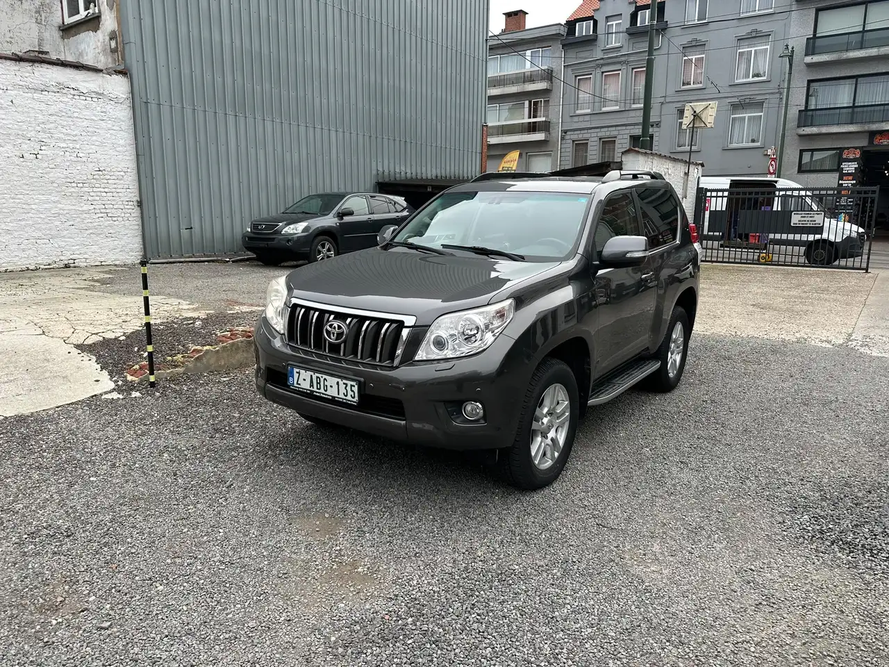 Toyota Land Cruiser