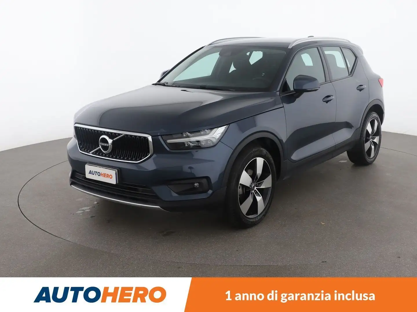 Volvo XC40 1.5 T2 Momentum Pro Geartronic Bleu - 1