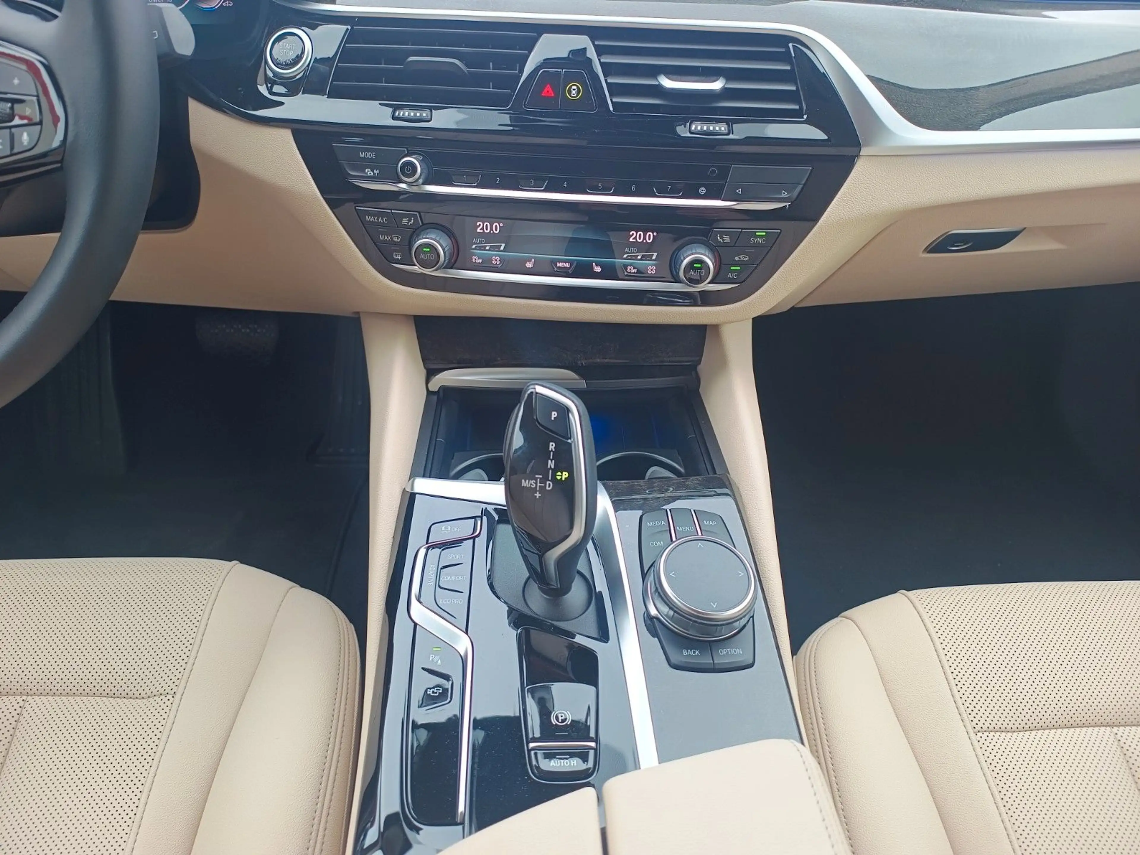 BMW 540 Touring 540 i xDrive, Harm.Kardon, RFK, LED, SHZ — photo 11