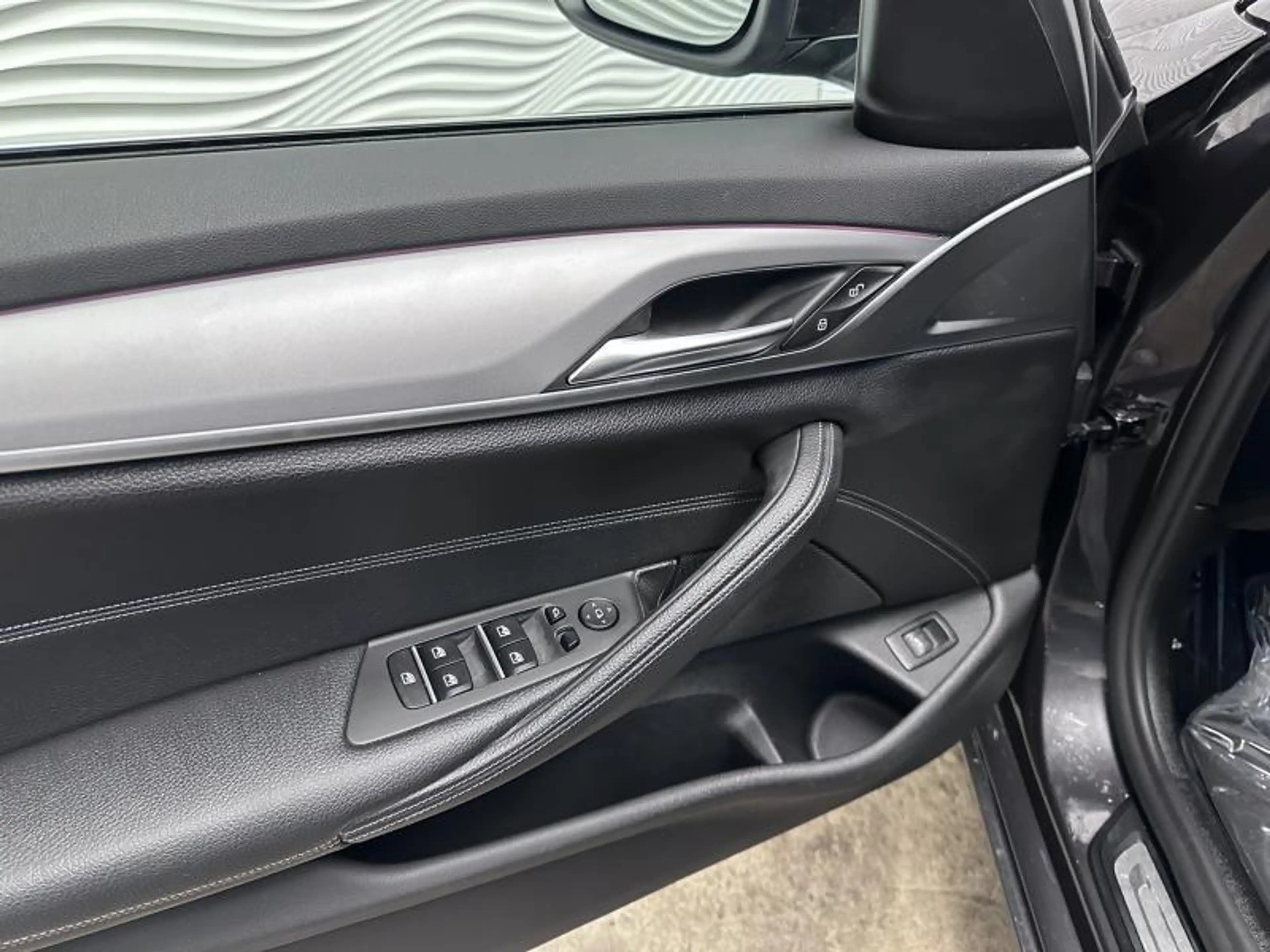 BMW 518 d*AUT*CARPLAY*LEDER*TOURING* — photo 20