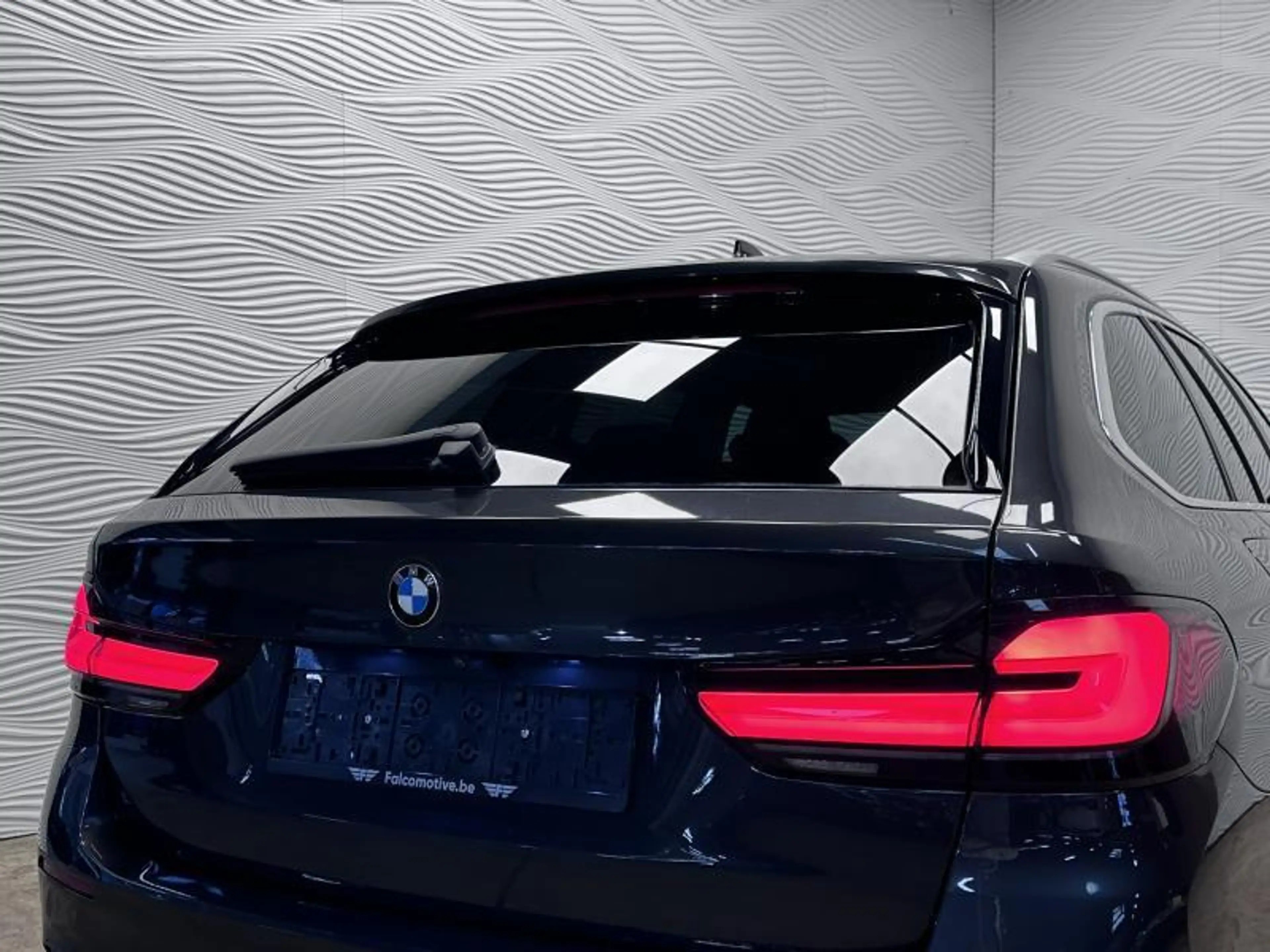 BMW 518 d*AUT*CARPLAY*LEDER*TOURING* — photo 14