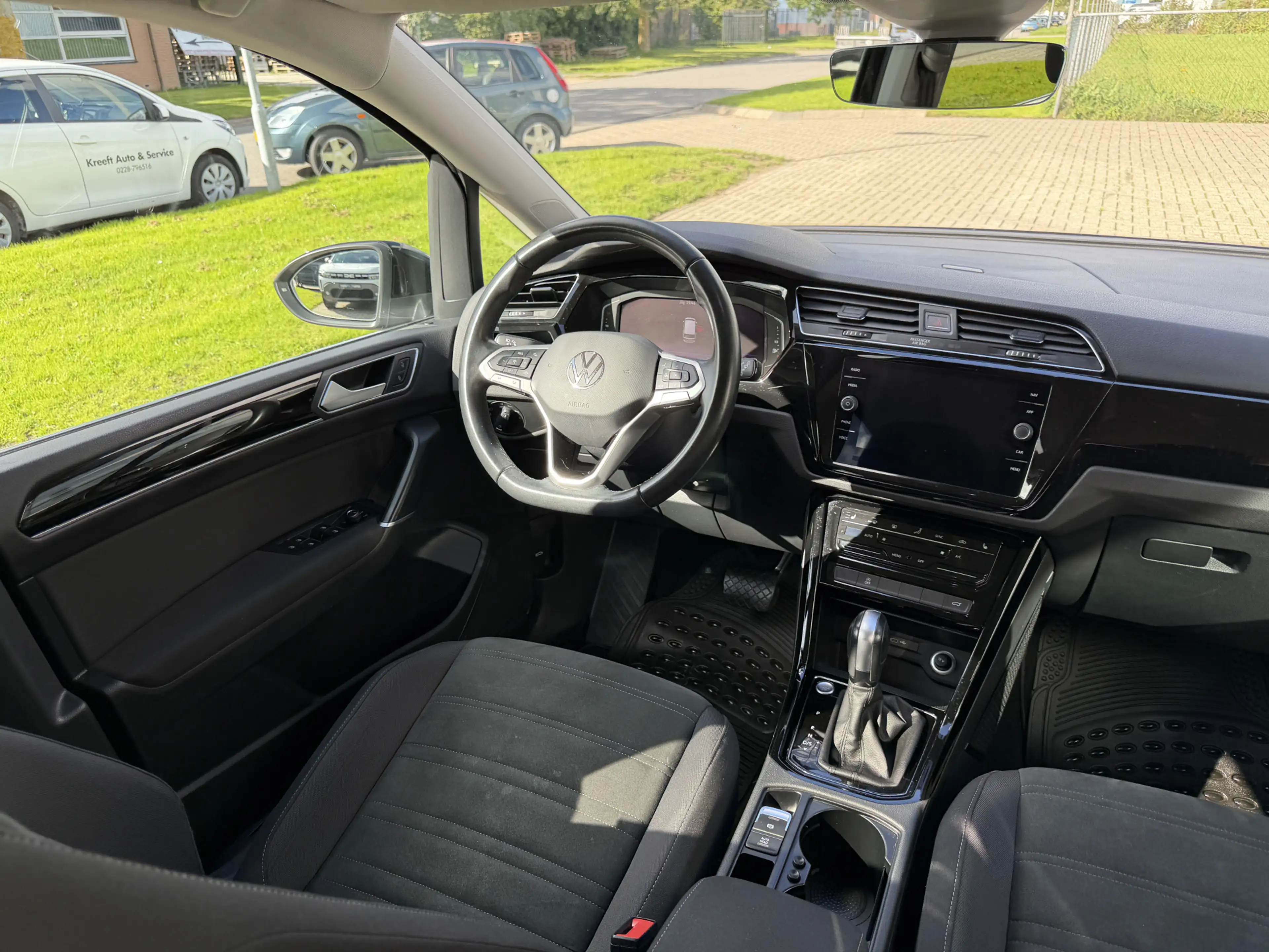 Volkswagen Touran 1.5 TSI Highline 7p App Carplay — photo 16