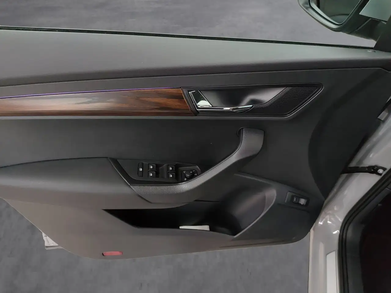 Skoda Karoq 4x4 SCOUT TDI DSG, миниатюра 12