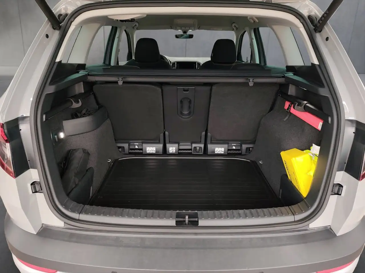 Skoda Karoq 4x4 SCOUT TDI DSG, миниатюра 14