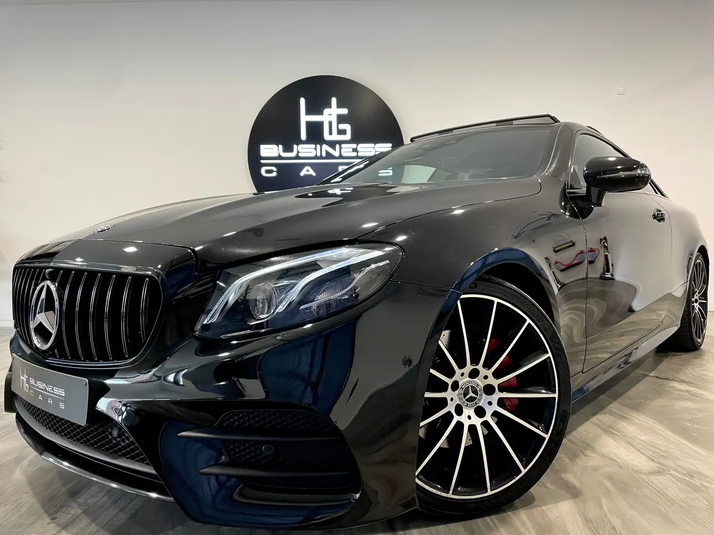Mercedes-Benz E 220 d/ COUPE/ PACK AMG/ FACELIFT/ TOIT OUVRANT/ LED Noir - 1