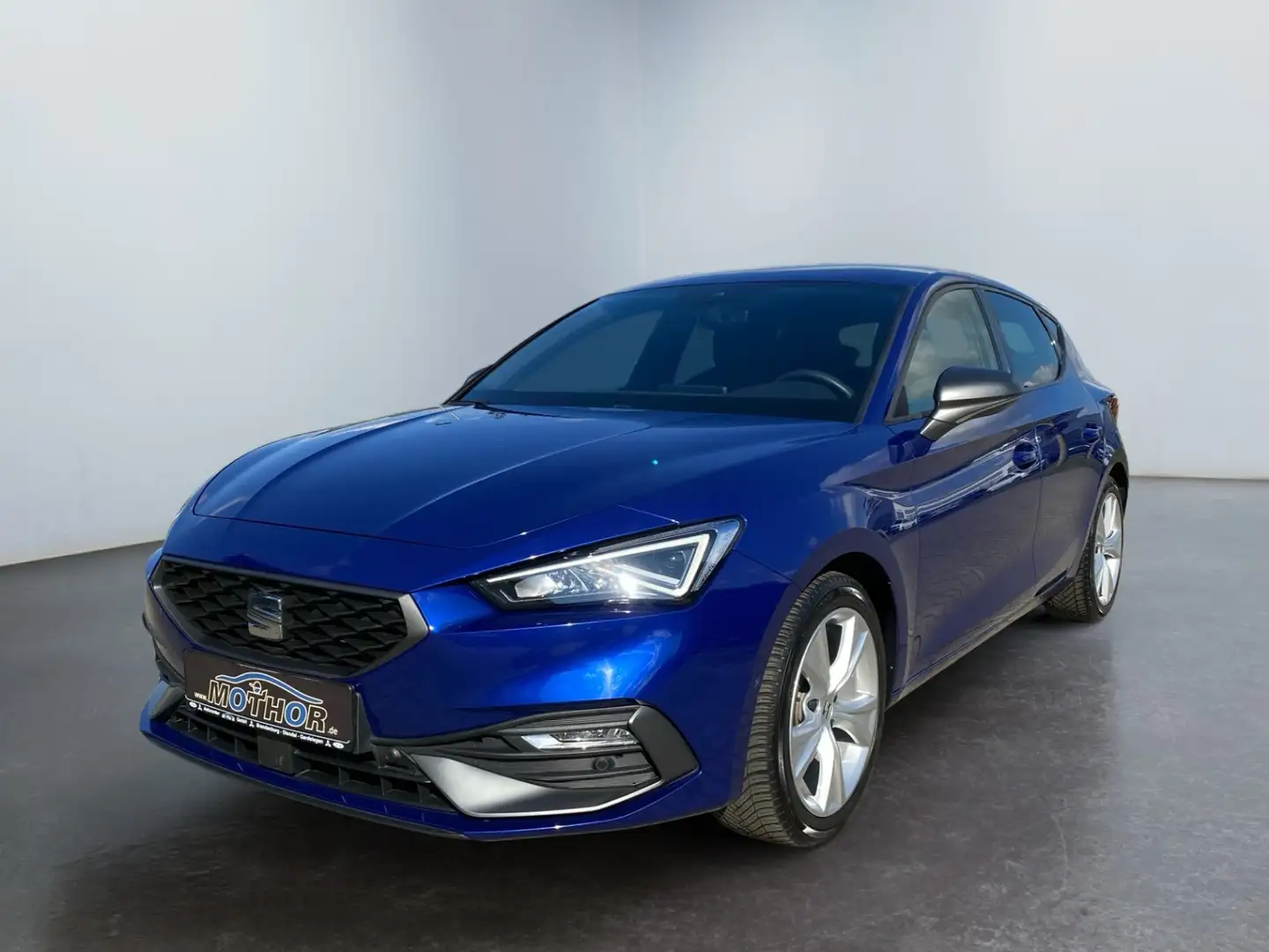 SEAT Leon FR 1.5 TSI ACC PDC KAM NAV Klima 3-Zonen Blauw - 2