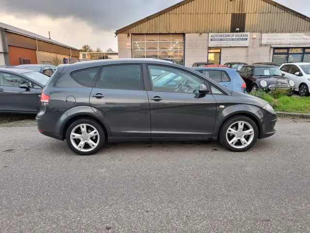 Seat Altea XL view 11