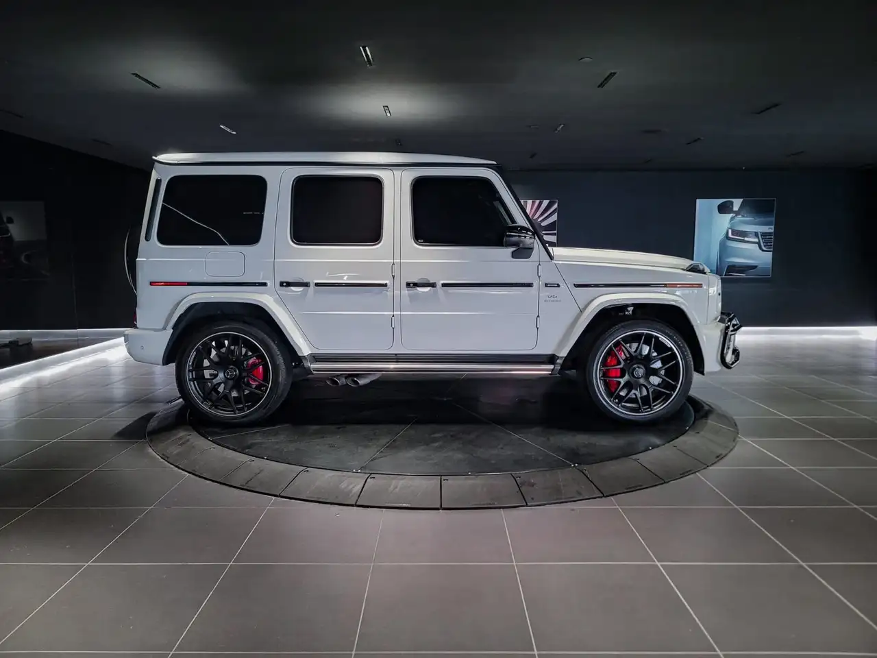 Mercedes-Benz G-Class снимка Mercedes-Benz G-Class