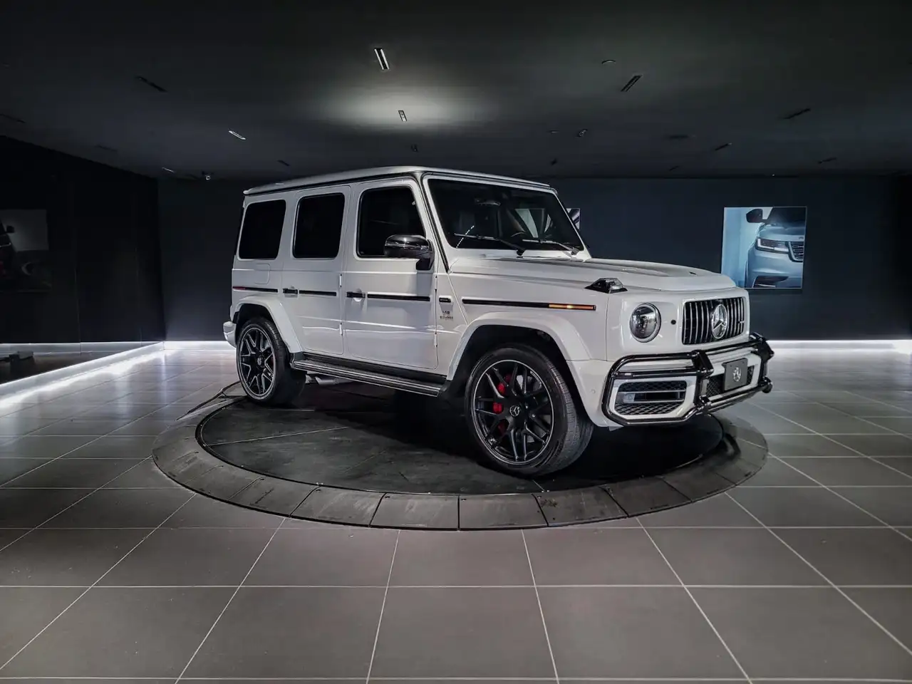 Mercedes-Benz G-Class снимка Mercedes-Benz G-Class