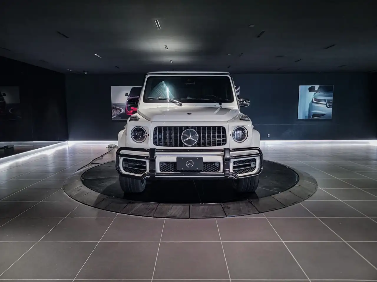 Mercedes-Benz G-Class снимка Mercedes-Benz G-Class