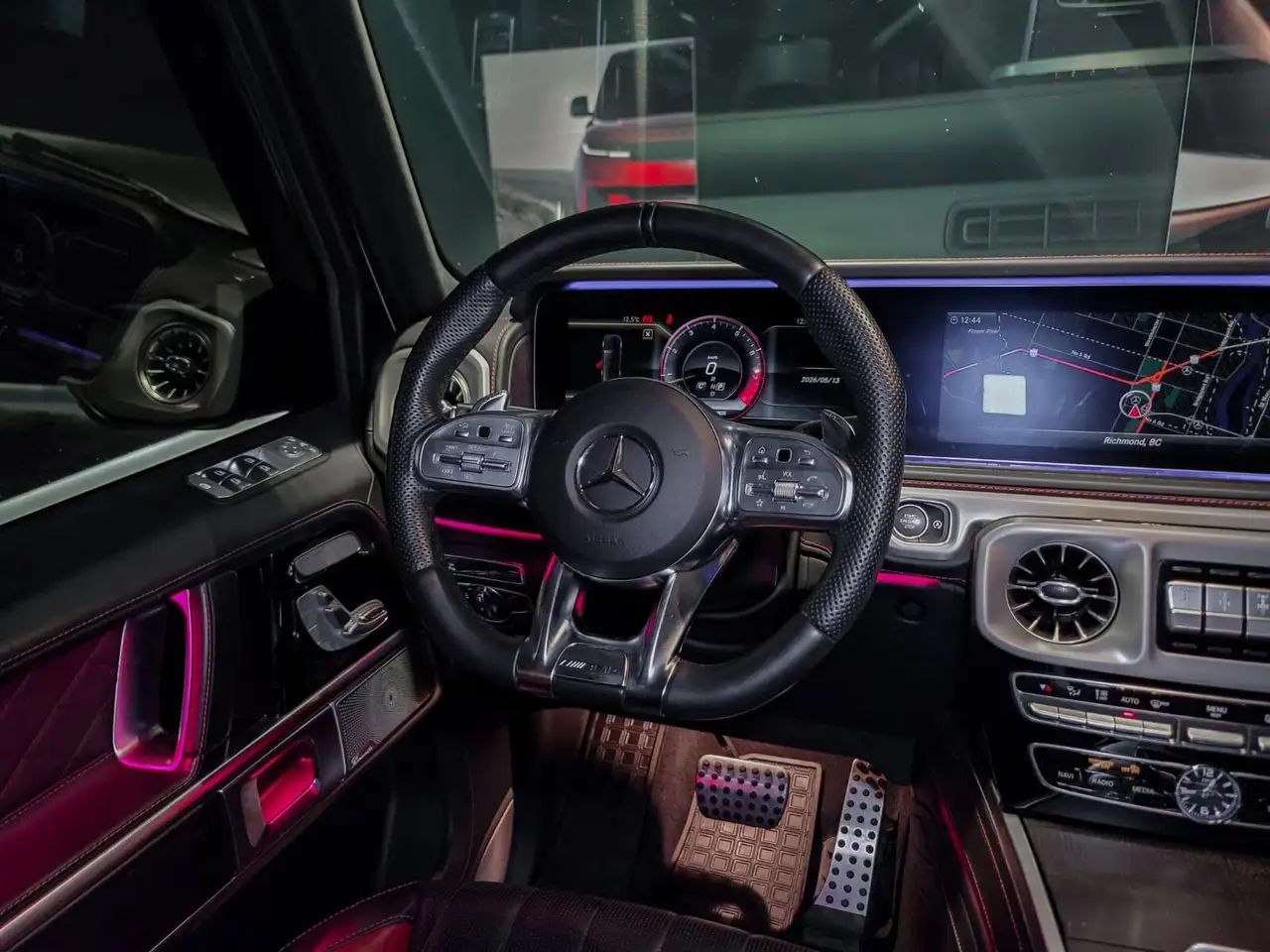 Mercedes-Benz G-Class снимка Mercedes-Benz G-Class