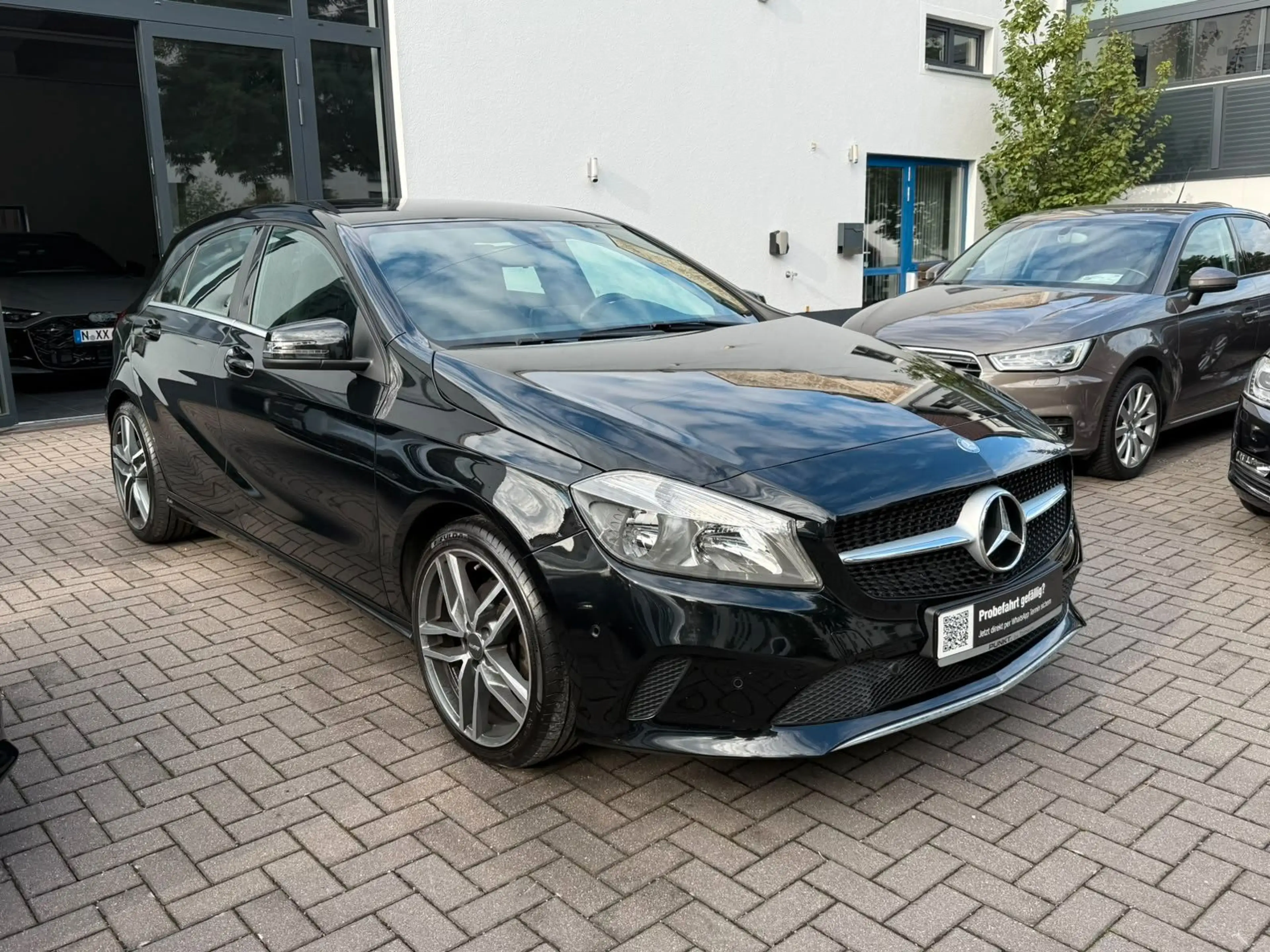Mercedes-Benz A 200 Urban*Navi*Shz*ParkAss.*Sportsitze*Temp* — photo 2