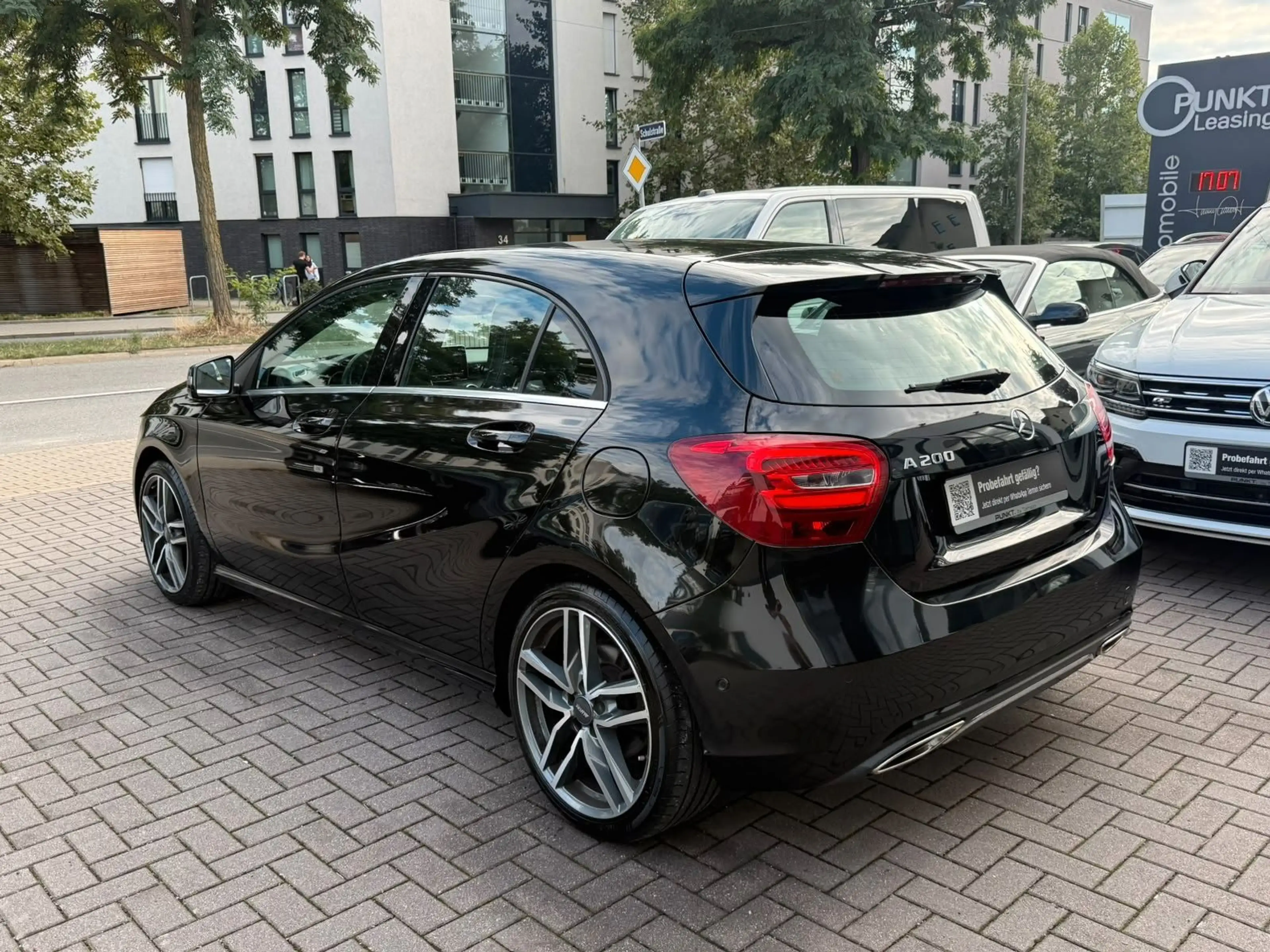 Mercedes-Benz A 200 Urban*Navi*Shz*ParkAss.*Sportsitze*Temp* — photo 4