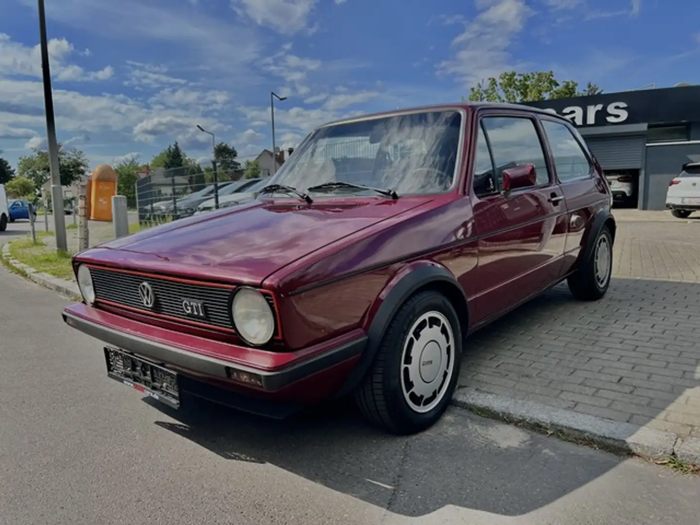 Volkswagen Golf 1 GTI 1.8*LIEBERHABER*5-GANG*RADIO*SHZ Rojo - 1