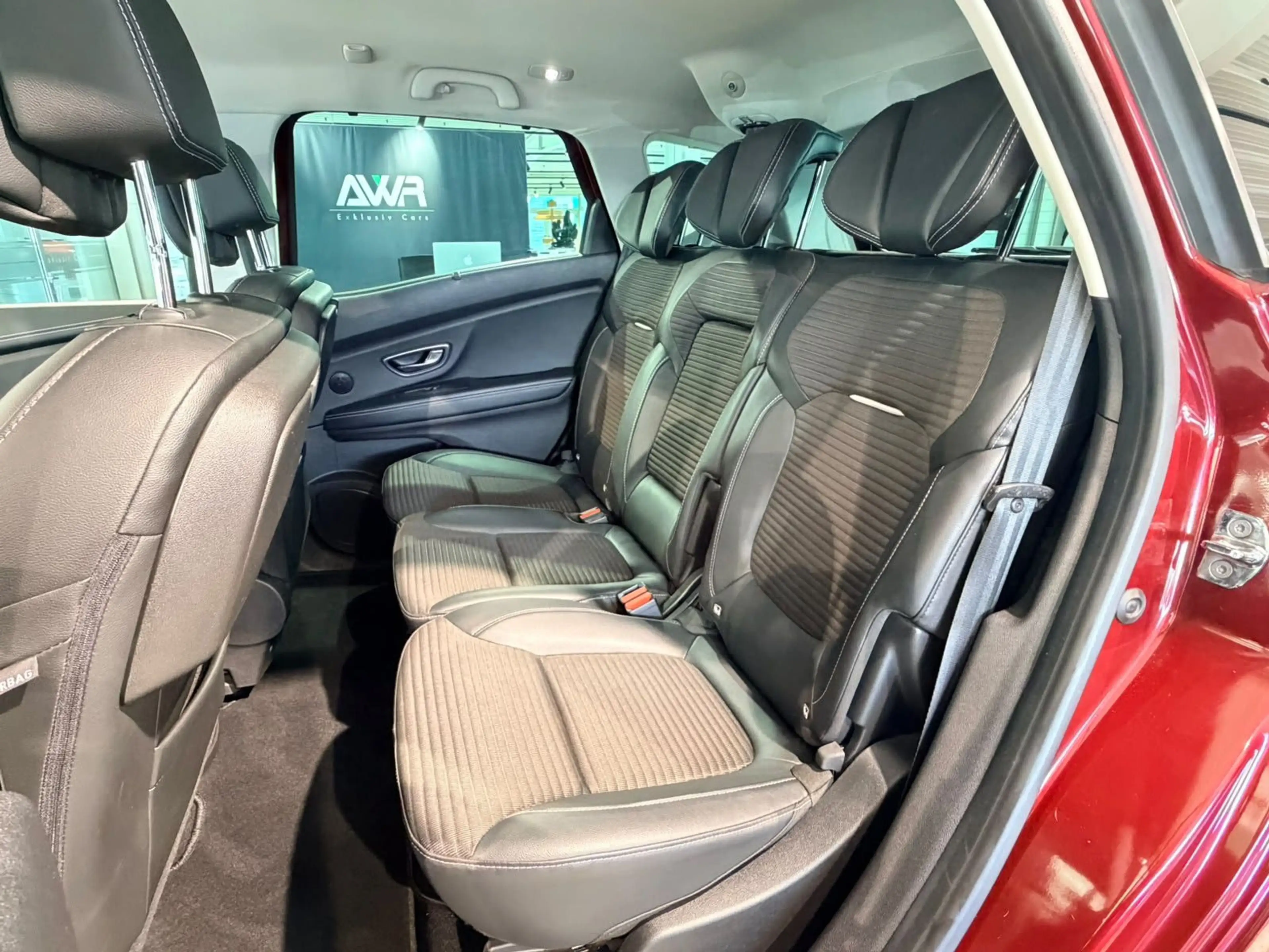 Renault Scenic BOSE Edition PANO*AHK*20"ALU*NAVI*KAMERA — photo 10
