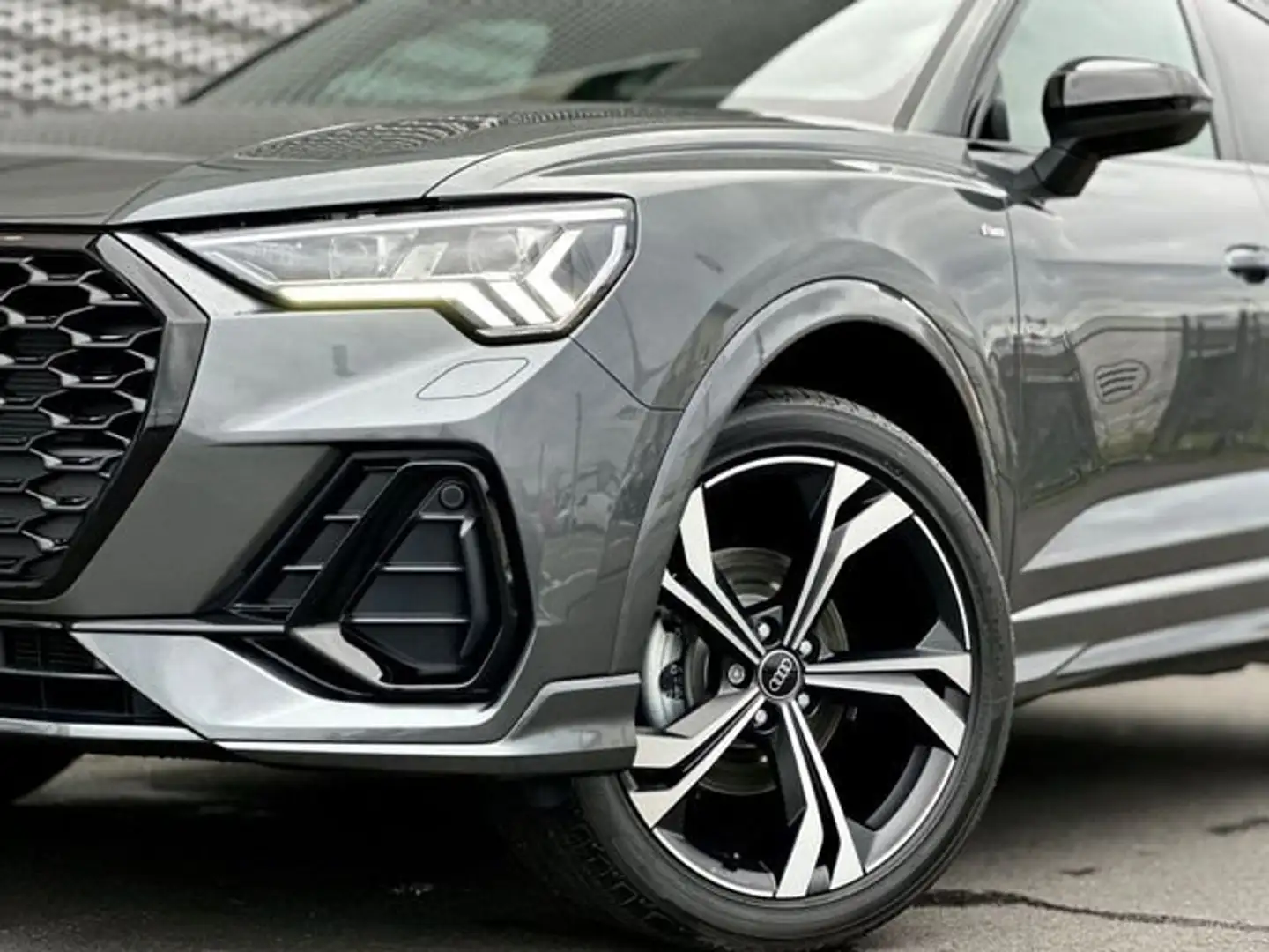 Audi Q3 Sportback 35 tfsi S line edition s-tronic Grigio - 2
