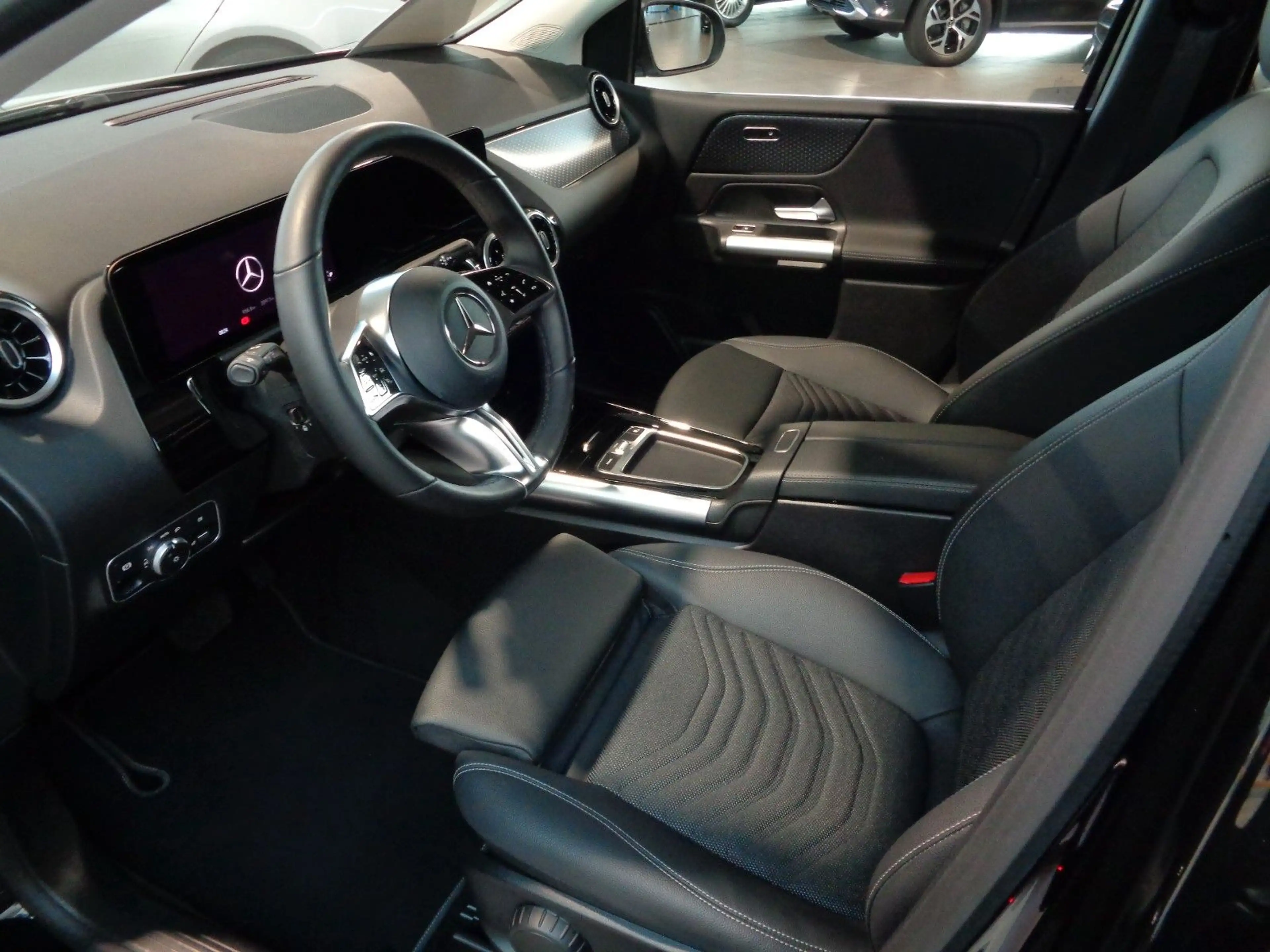 Mercedes-Benz B 200 NAVI,KAMERA,LED,SPUR,NP:45.767,-EURO — photo 9
