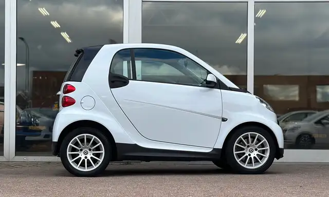 Smart Fortwo view 6