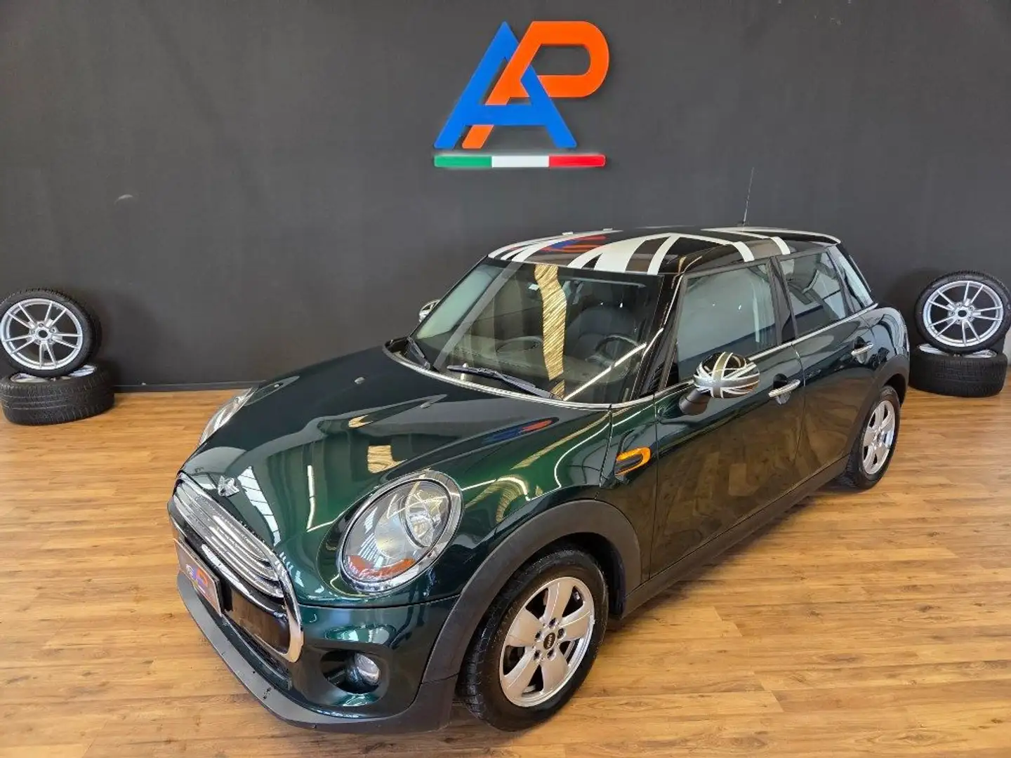 MINI Cooper D 1.5 Cooper D Business XL 5 porte Verde - 2