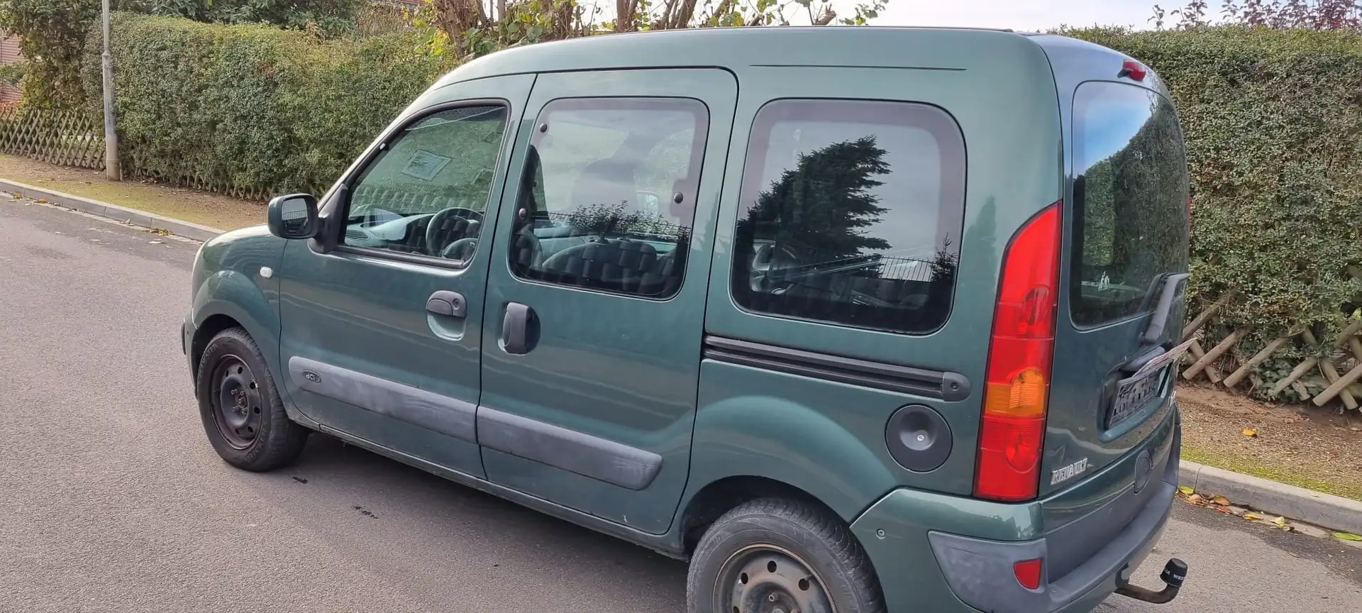 Renault Kangoo Kangoo 4x4 1.9 dCi Authentique Grün - 2