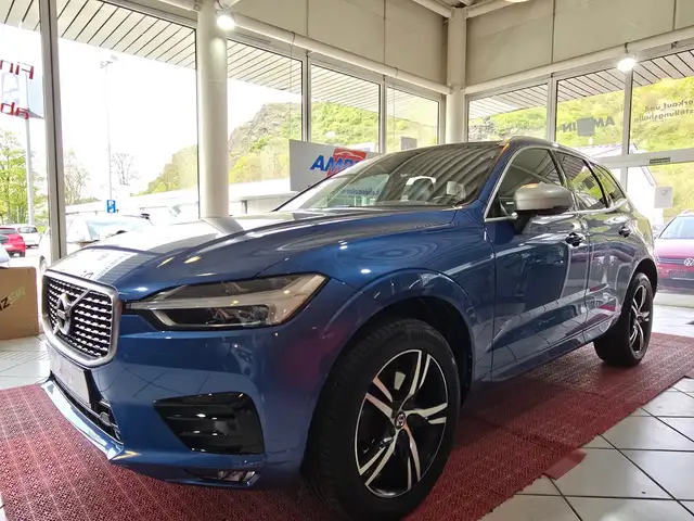 Volvo XC60 R Design 2WD+AHK+ALCANTARA+KAMERA+LED+NAVI+