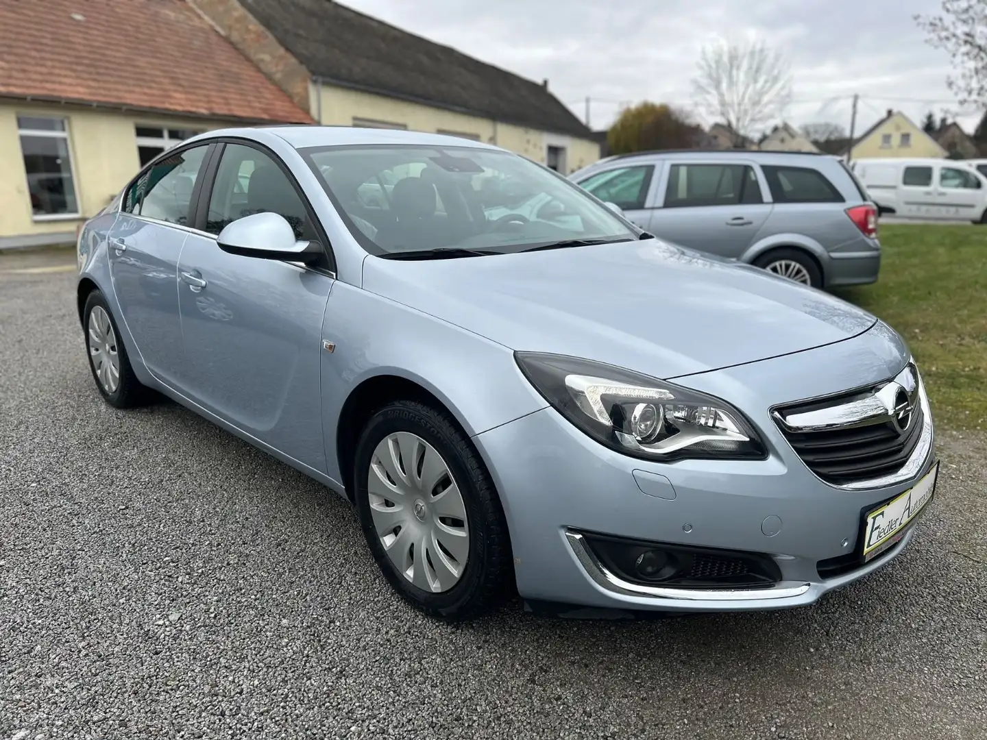Opel Insignia 1.6 170PS/Klimaauto./Tempo/TÜV neu/1.HD Blauw - 2