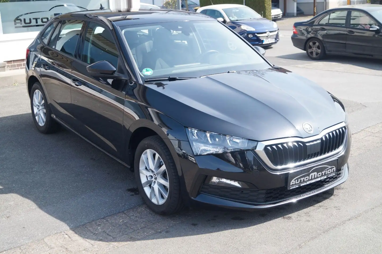 Skoda Scala Ambition*Navi*V.-Cockpit*LED*SHZ*PDC*ACC* Noir - 2