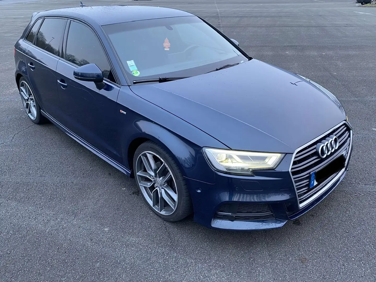 Audi A3 S-Line Plus Bleu - 2