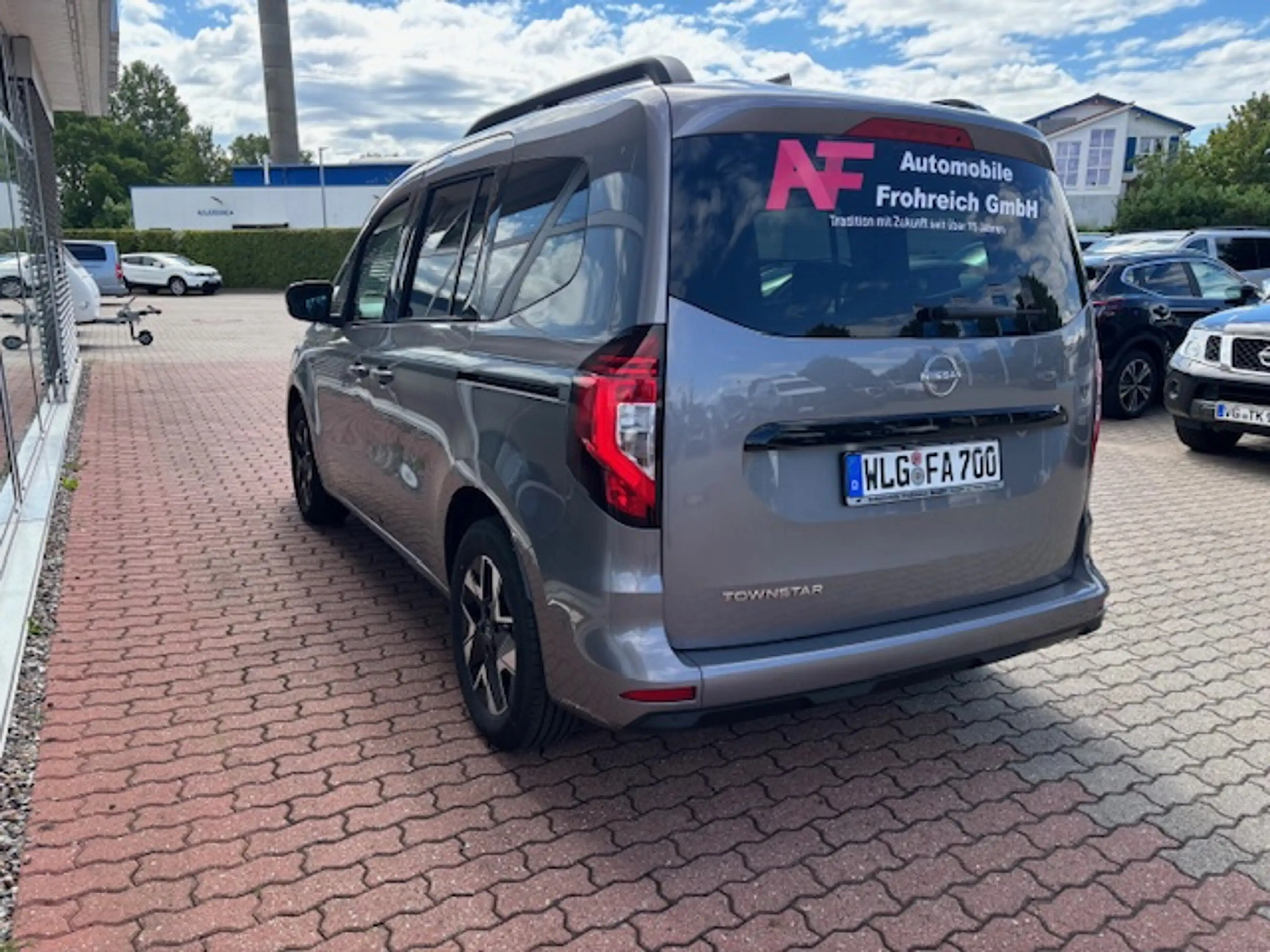 Nissan Townstar DIG-T 130 Kombi Tekna Kamera LED Design — photo 5