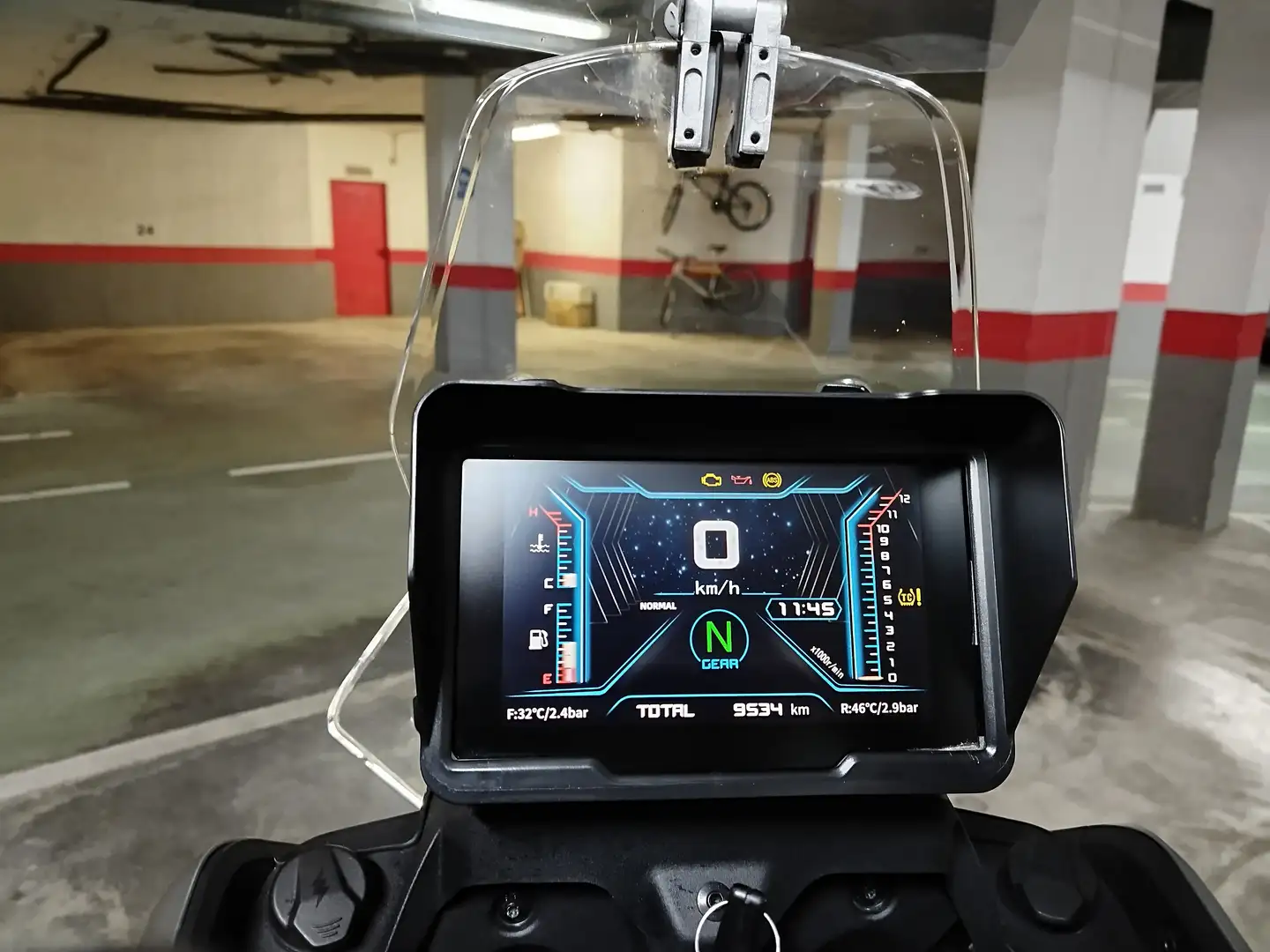 QJ Motor SRT 600 SX Trail Negro - 1