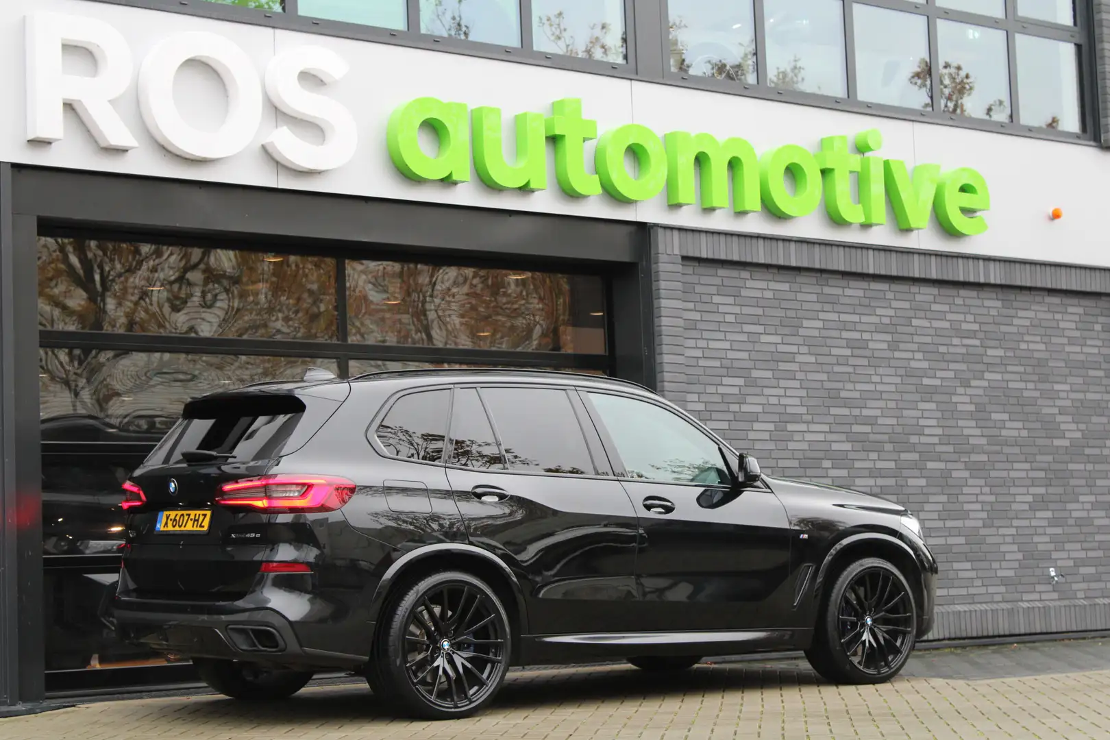 BMW X5 xDrive45e High Executive | BTW | LASER | PANO/SKYL Zwart - 2