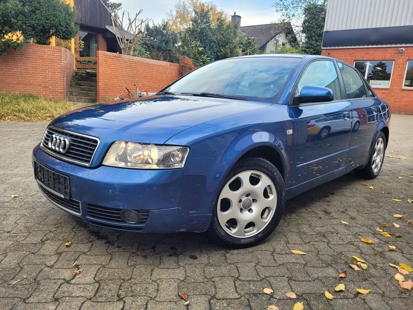 Audi A4 Limousine 2.0* 1.-Hand+Audi*Garagenfahrzeug* Blau - 1