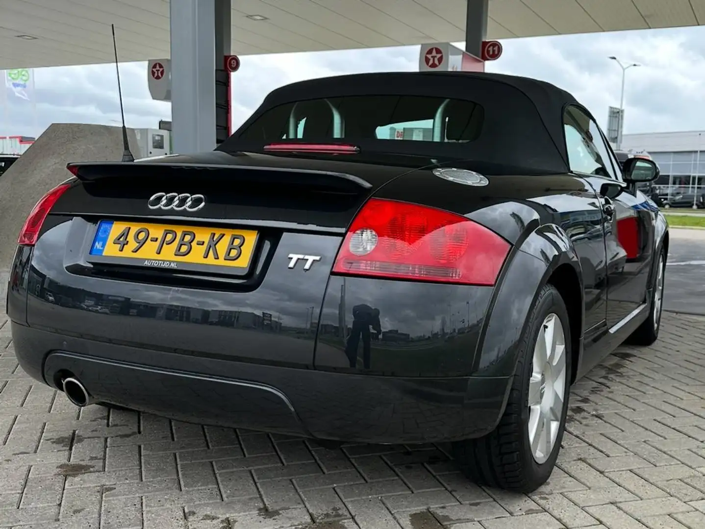 Audi TT Roadster 1.8 T Zwart - 2