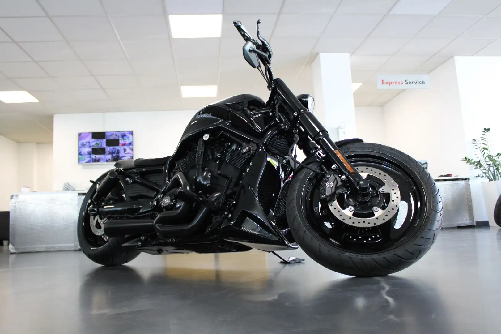 Harley-Davidson Night Rod Special/NLC Custombike/Airride/260er Negru - 2
