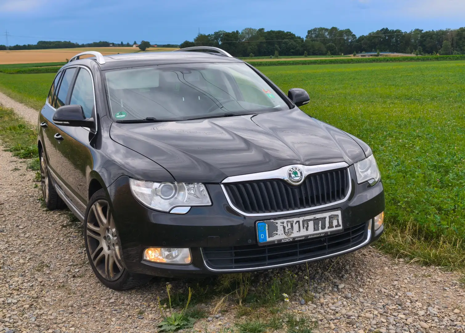 Skoda Superb Superb Combi 3.6 V6 4x4 DSG Ambition Negro - 1