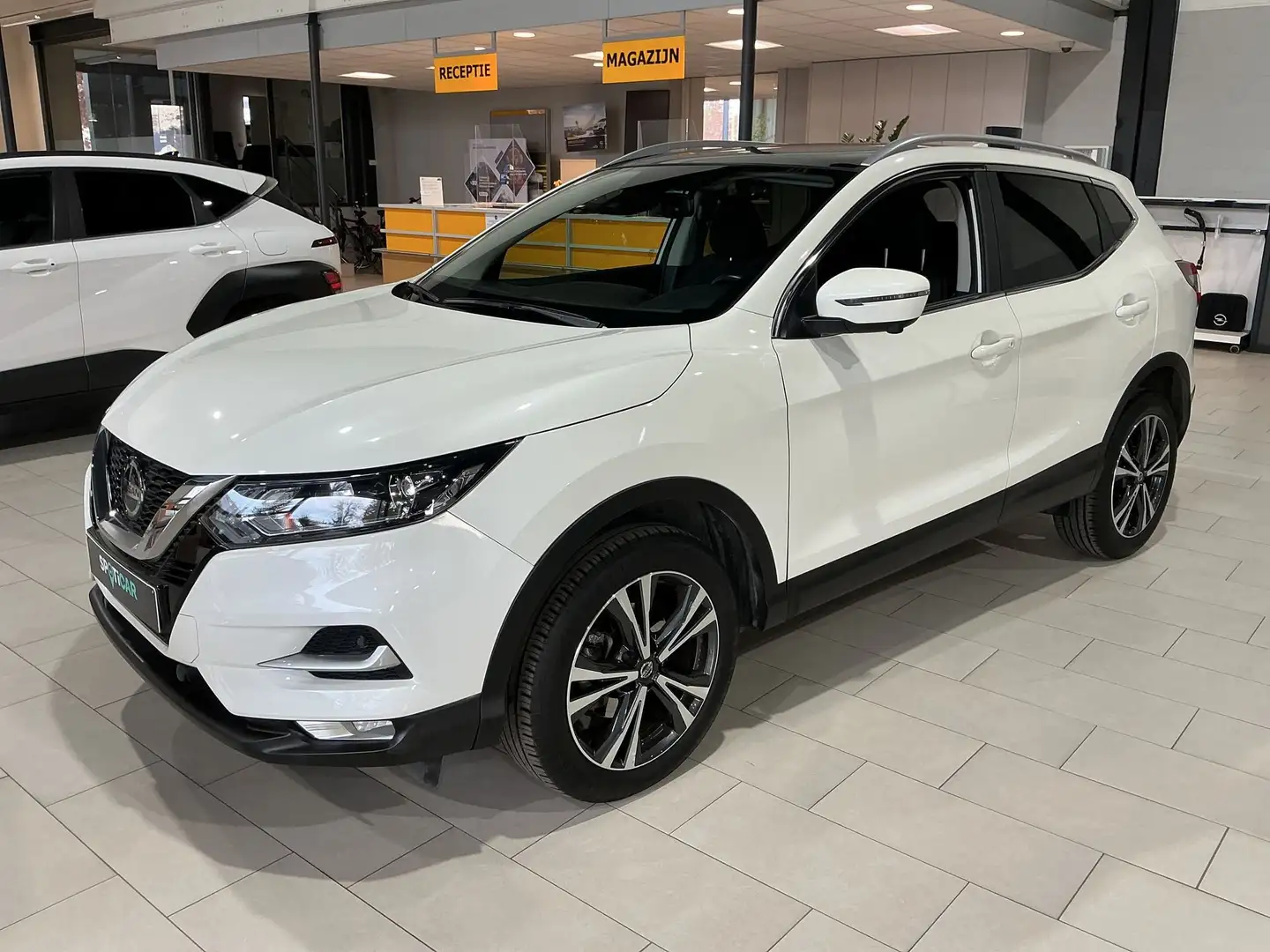Nissan Qashqai DIG-T Tekna Blanc - 2