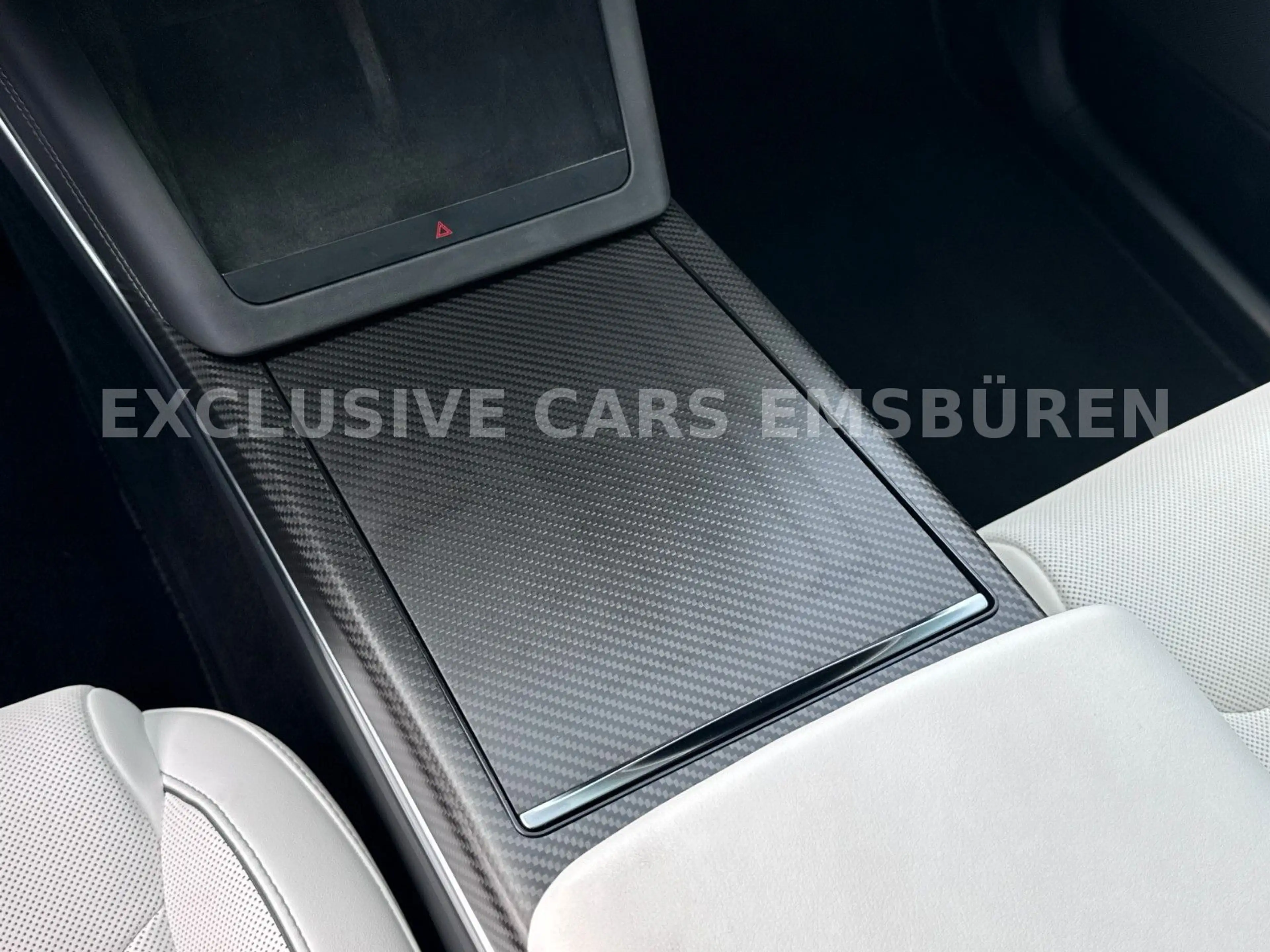Tesla Model X MODEL X PLAID | AI HARDWARE 4| 6 SEATER — photo 12