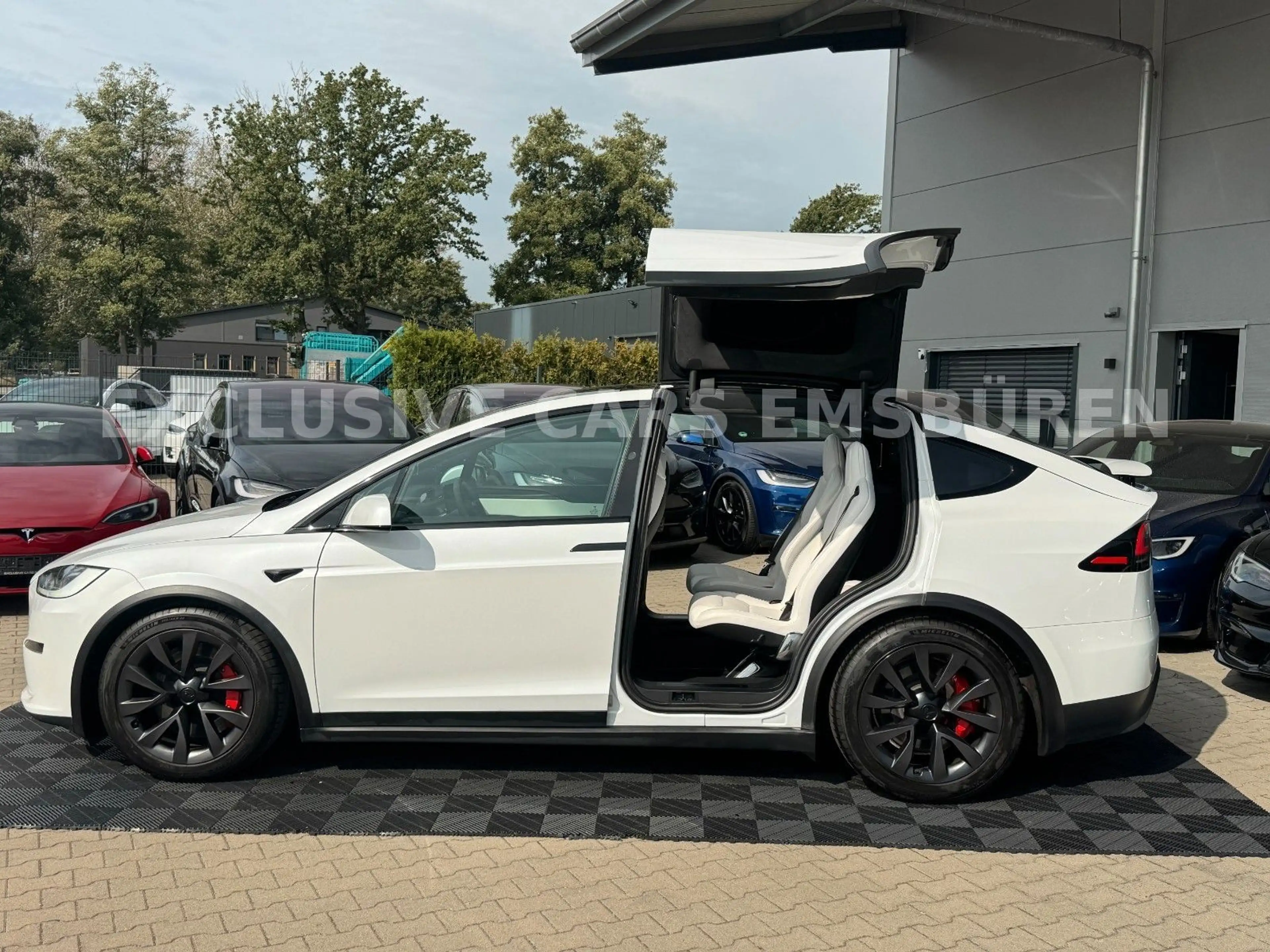 Tesla Model X MODEL X PLAID | AI HARDWARE 4| 6 SEATER — photo 6