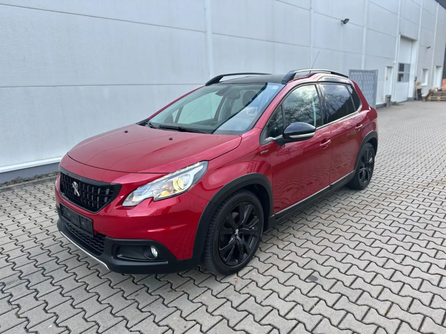Peugeot 2008 GT-Line Edition * Panorama, Kamera * Red - 1