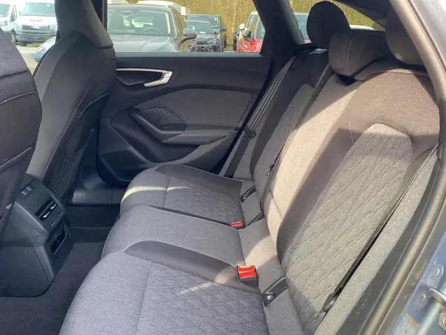 Audi A5 view 12