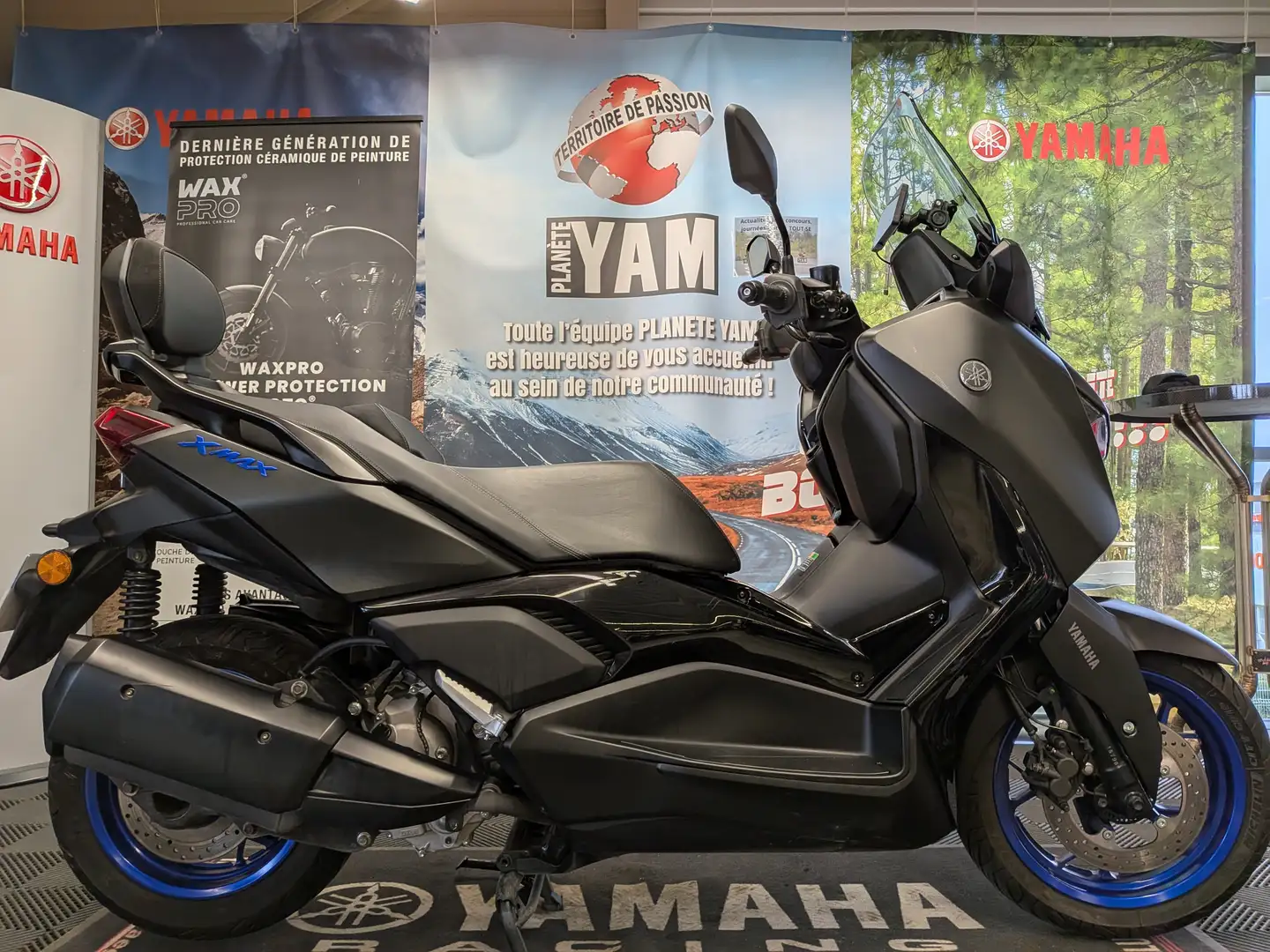 Yamaha X-Max 300 - 1