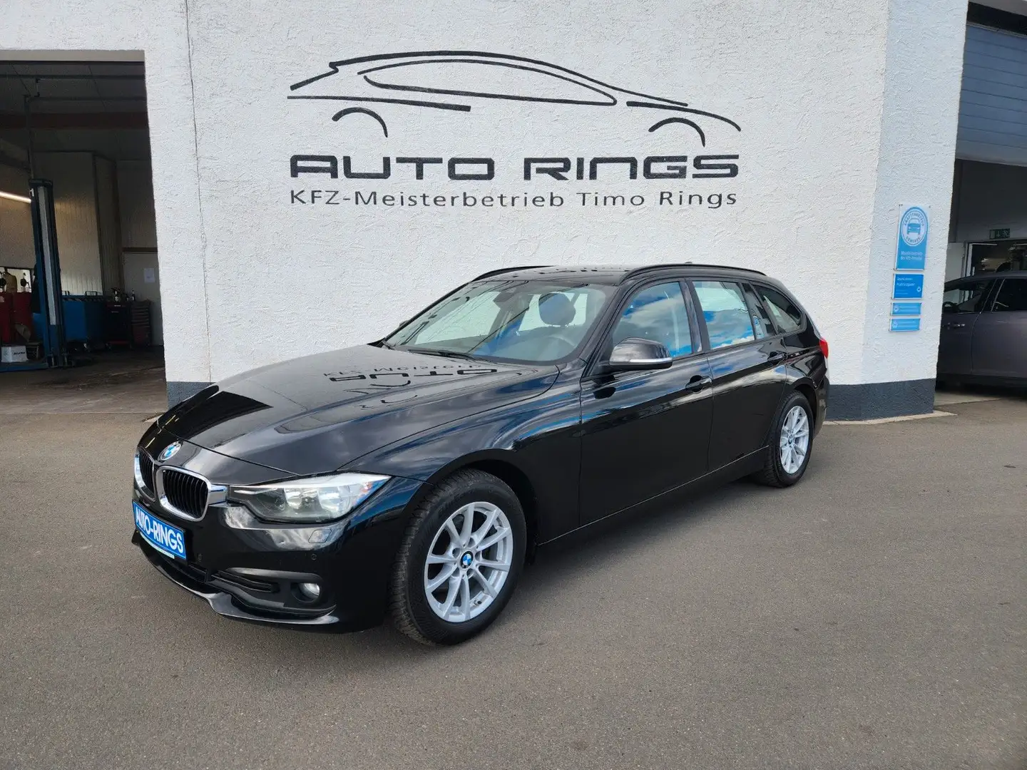 BMW 316 d Advantage Touring/Klima/Automatik/Navi/Tele Black - 1