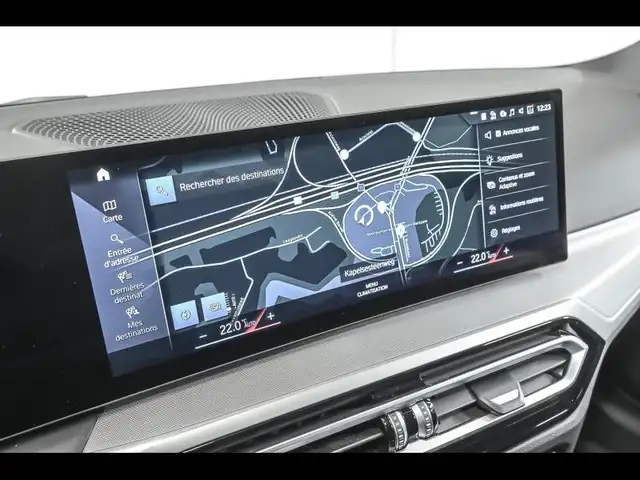 BMW 3 Series view 13
