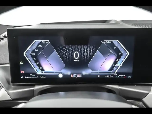 BMW 3 Series view 10