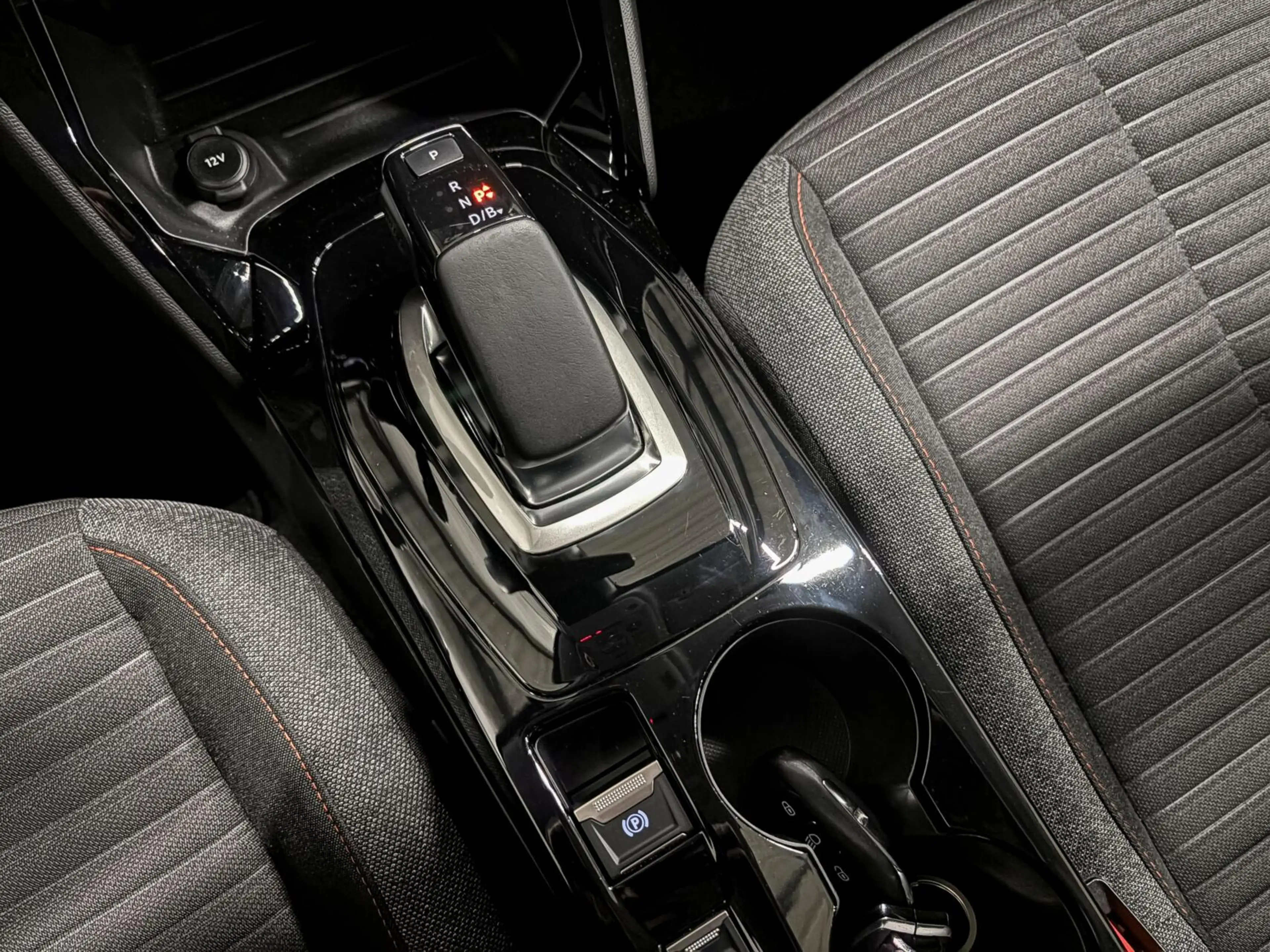 Peugeot e-208 EV Active Pack 50 kWh|1e EIGENAAR|92% SOH|CLIMATE| — photo 9