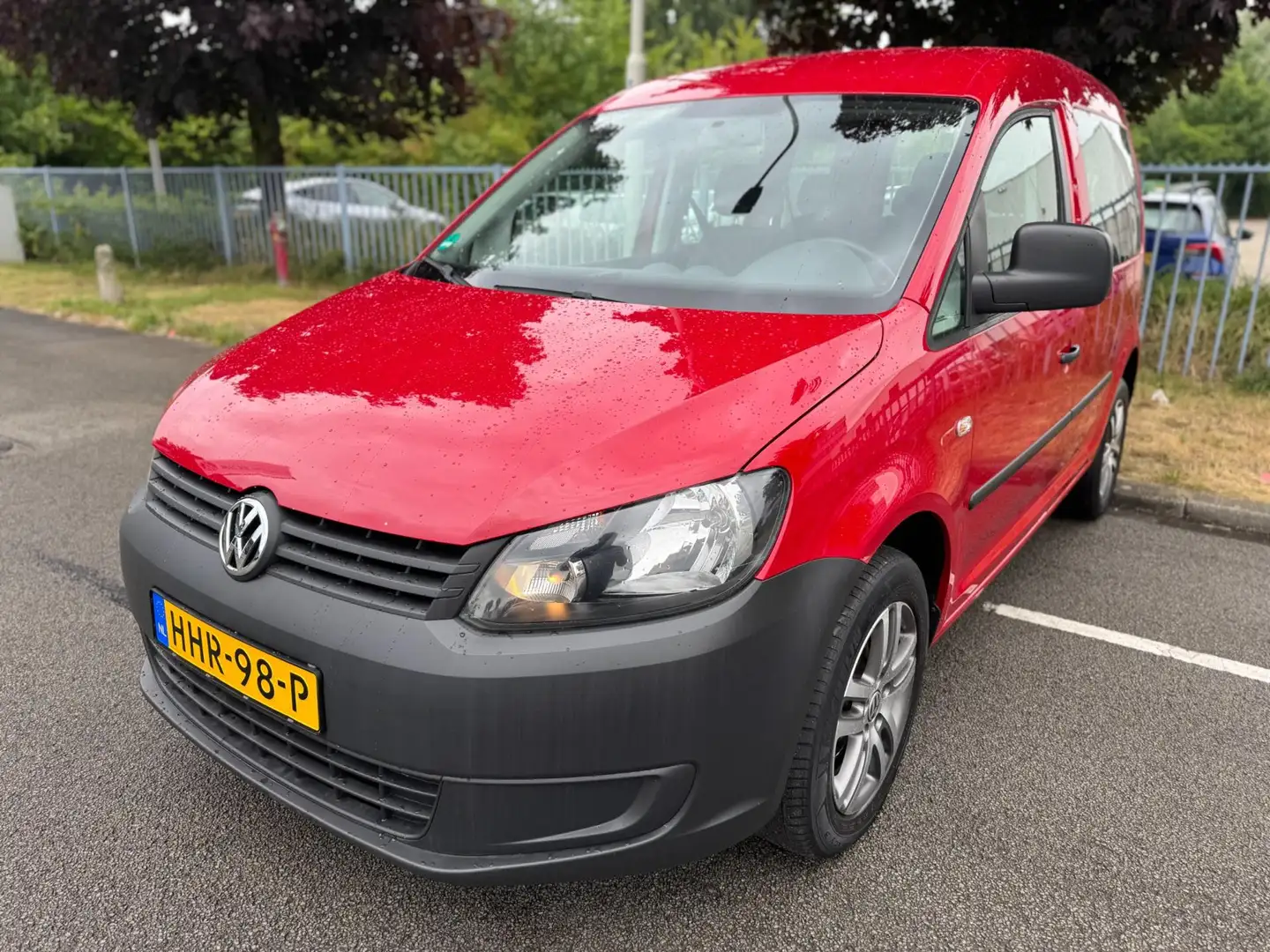 Volkswagen Caddy 1.2 TSI Comfortline Airco 5 persoons PDC 2015 Rood - 2