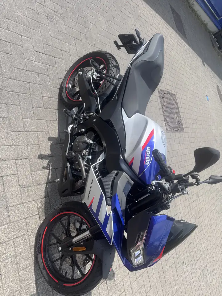 Aprilia Tuono