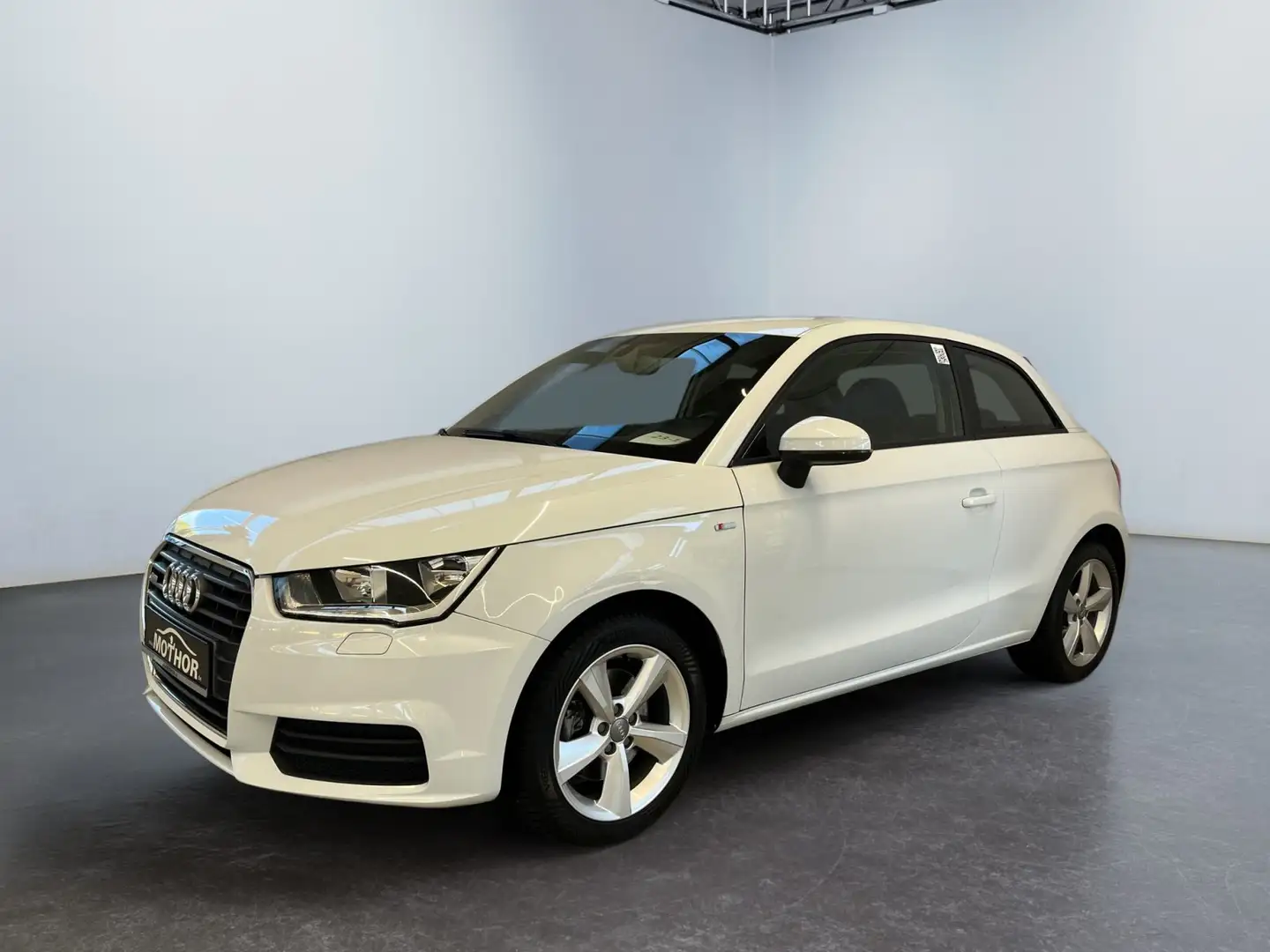 Audi A1 S-line 1.4 TFSI Parksensor Bluetooth Tempomat Weiß - 2