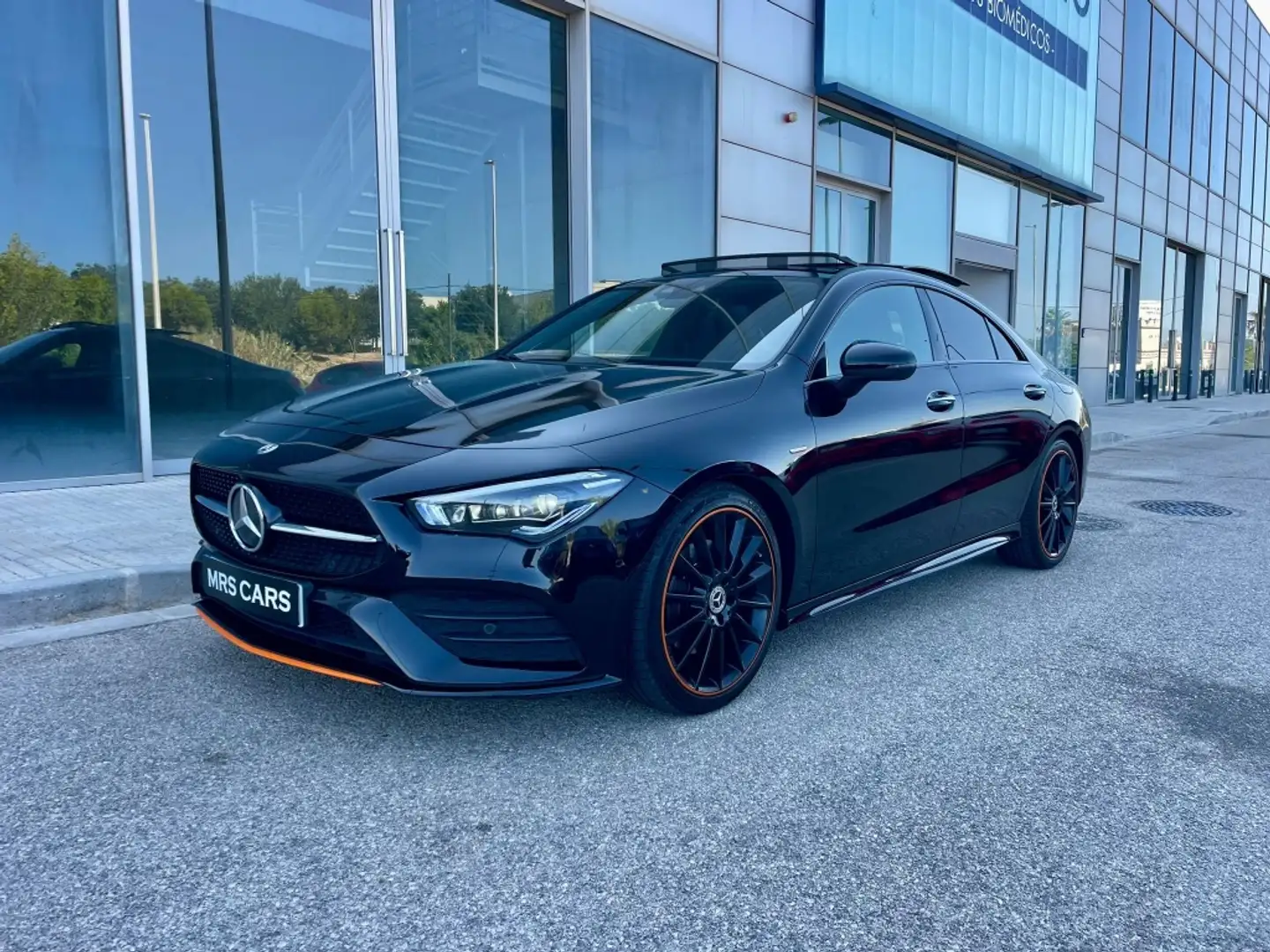 Mercedes-Benz CLA 250 4Matic 7G-DCT Noir - 1
